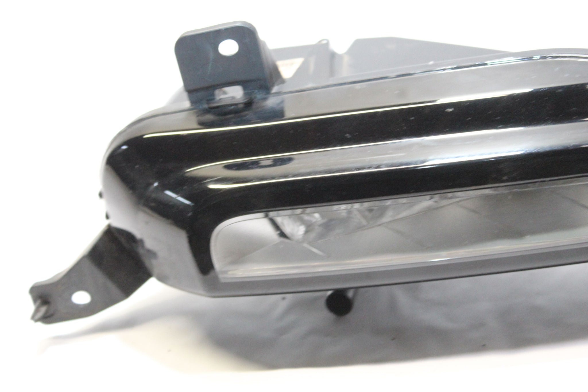 2015 RANGE ROVER EVOQUE RIGHT SIDE FRONT BUMPER LED DRL LIGHT GJ32-16200-AA