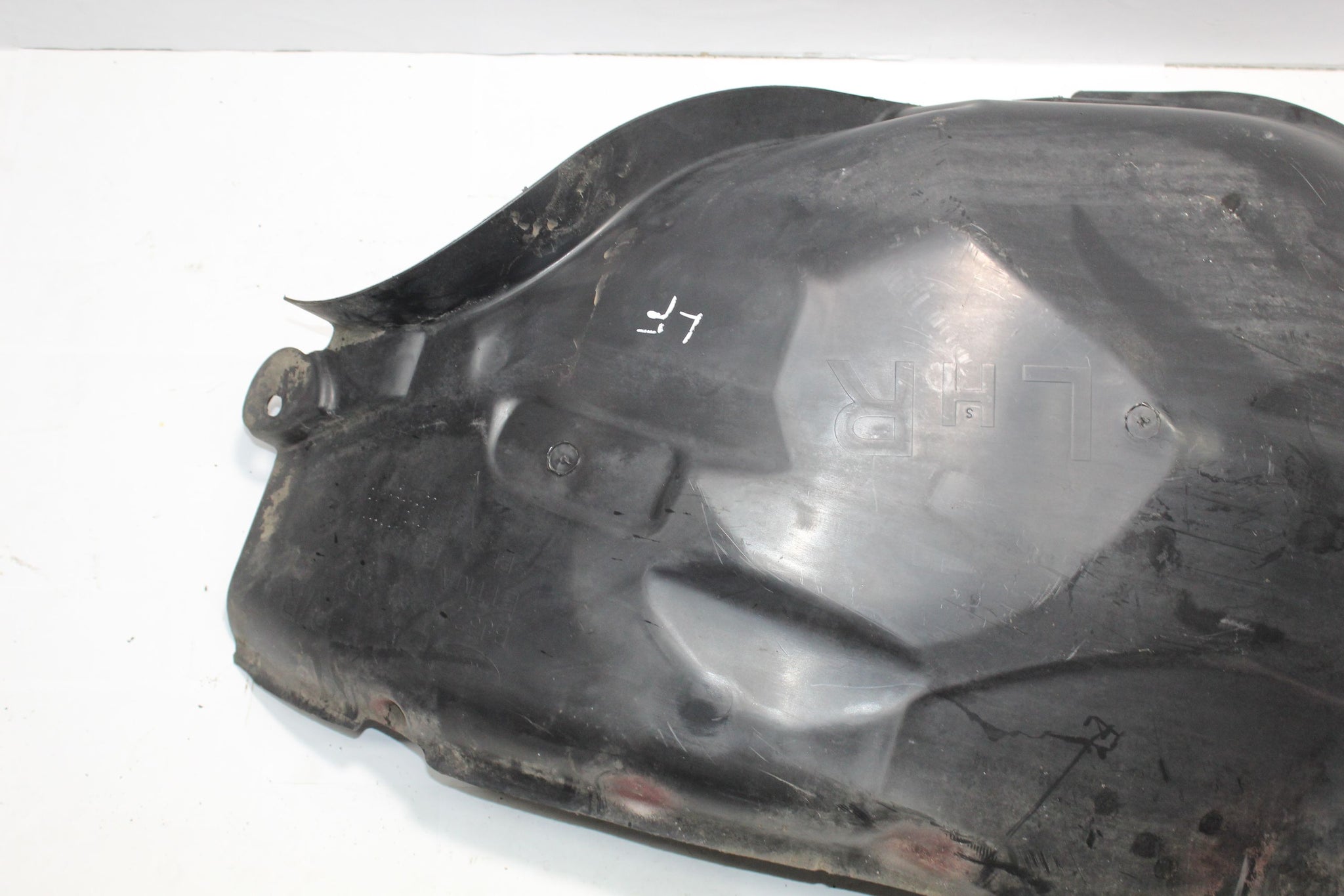 2015 RANGE ROVER EVOQUE Left side Front Splash Guard