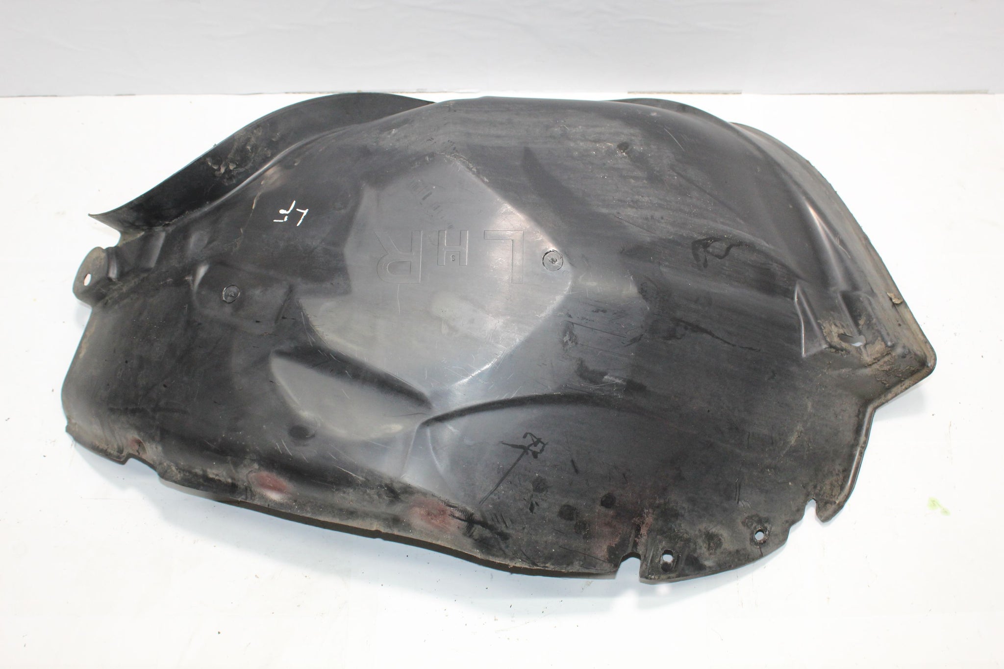 2015 RANGE ROVER EVOQUE Left side Front Splash Guard