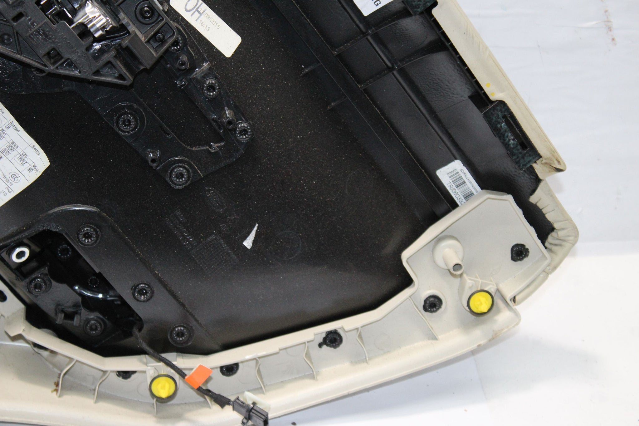2015 RANGE ROVER EVOQUE Left side Rear Door Card