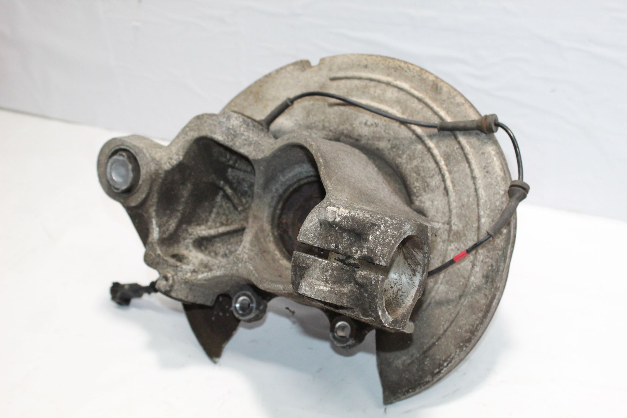 2015 RANGE ROVER EVOQUE 2.0 Right side Rear Wheel Hub