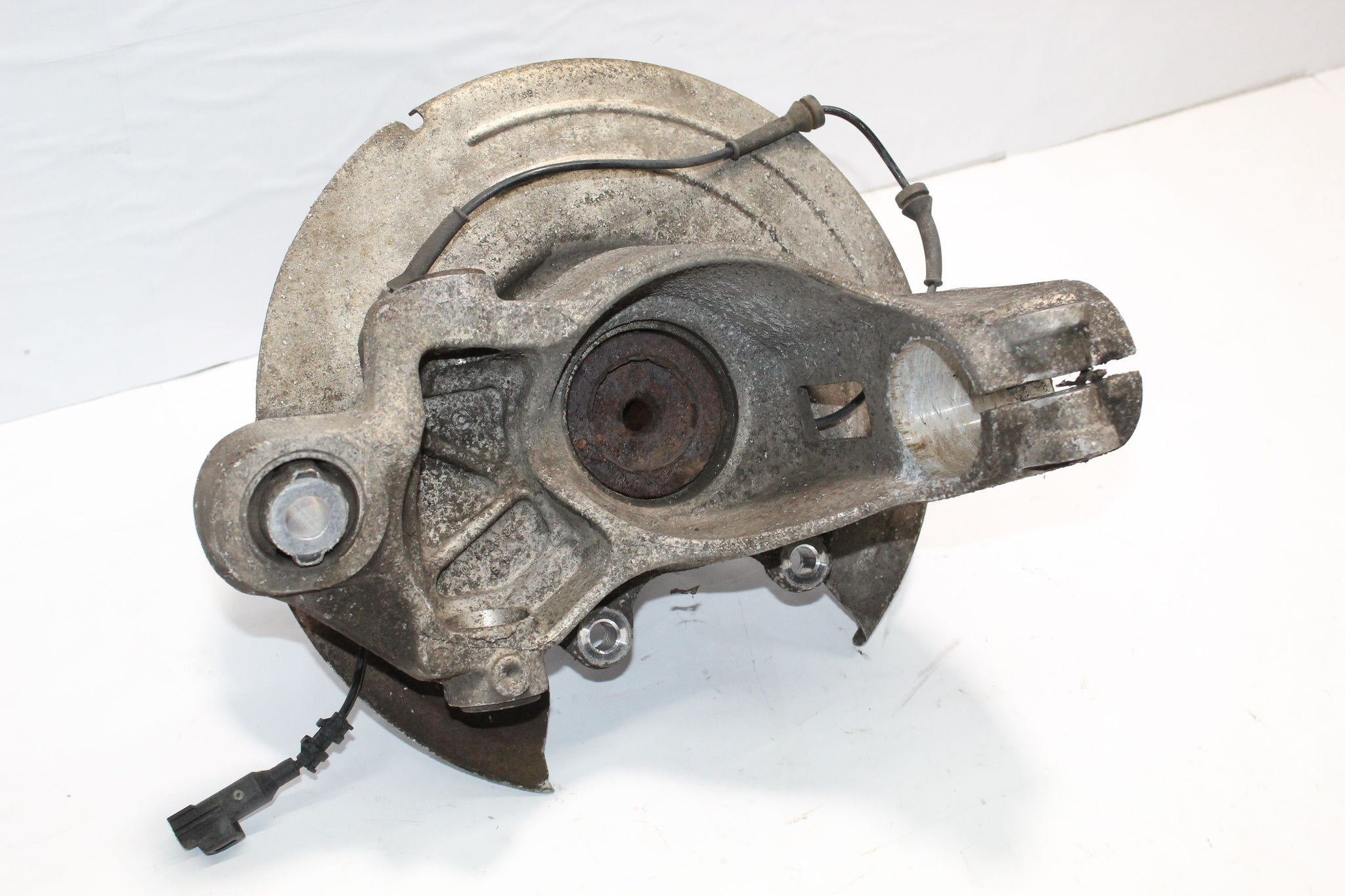 2015 RANGE ROVER EVOQUE 2.0 Right side Rear Wheel Hub