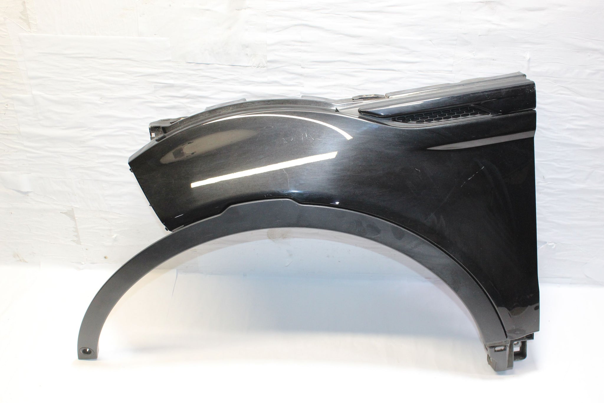 2015 RANGE ROVER EVOQUE Left side Wing