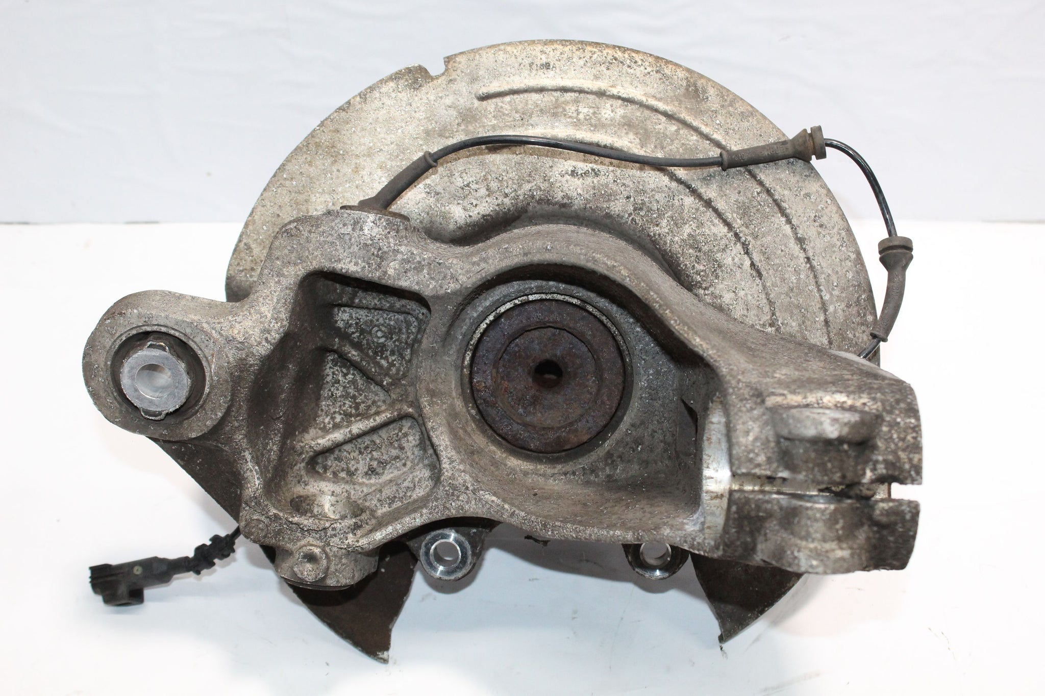 2015 RANGE ROVER EVOQUE 2.0 Right side Rear Wheel Hub