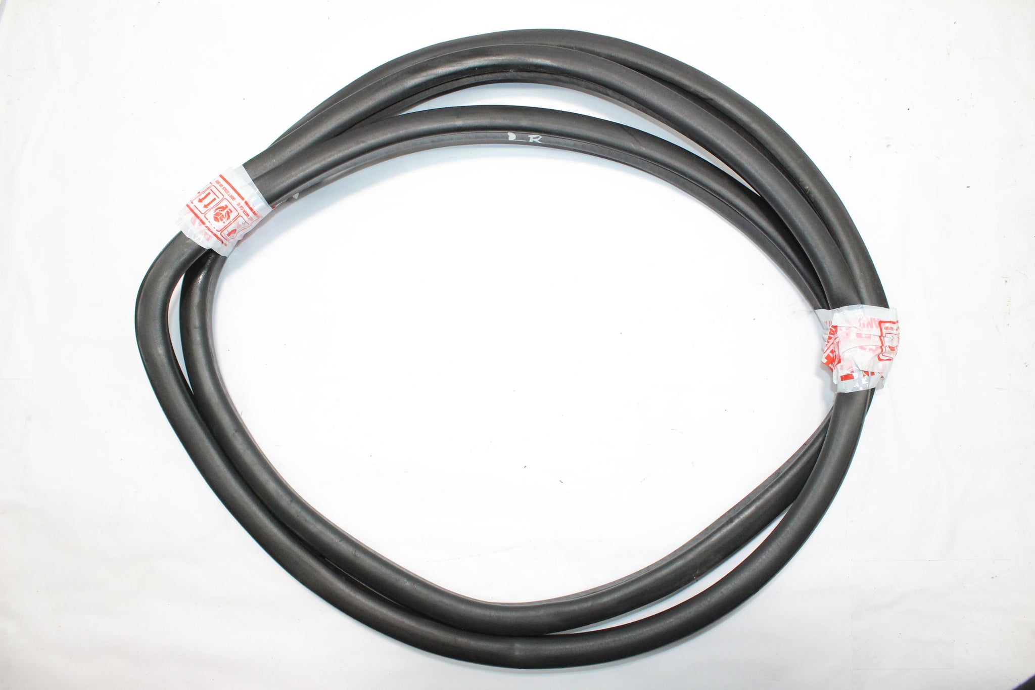 2015 NISSAN QASHQAI J11 Left side Rear Door Seal Rubber