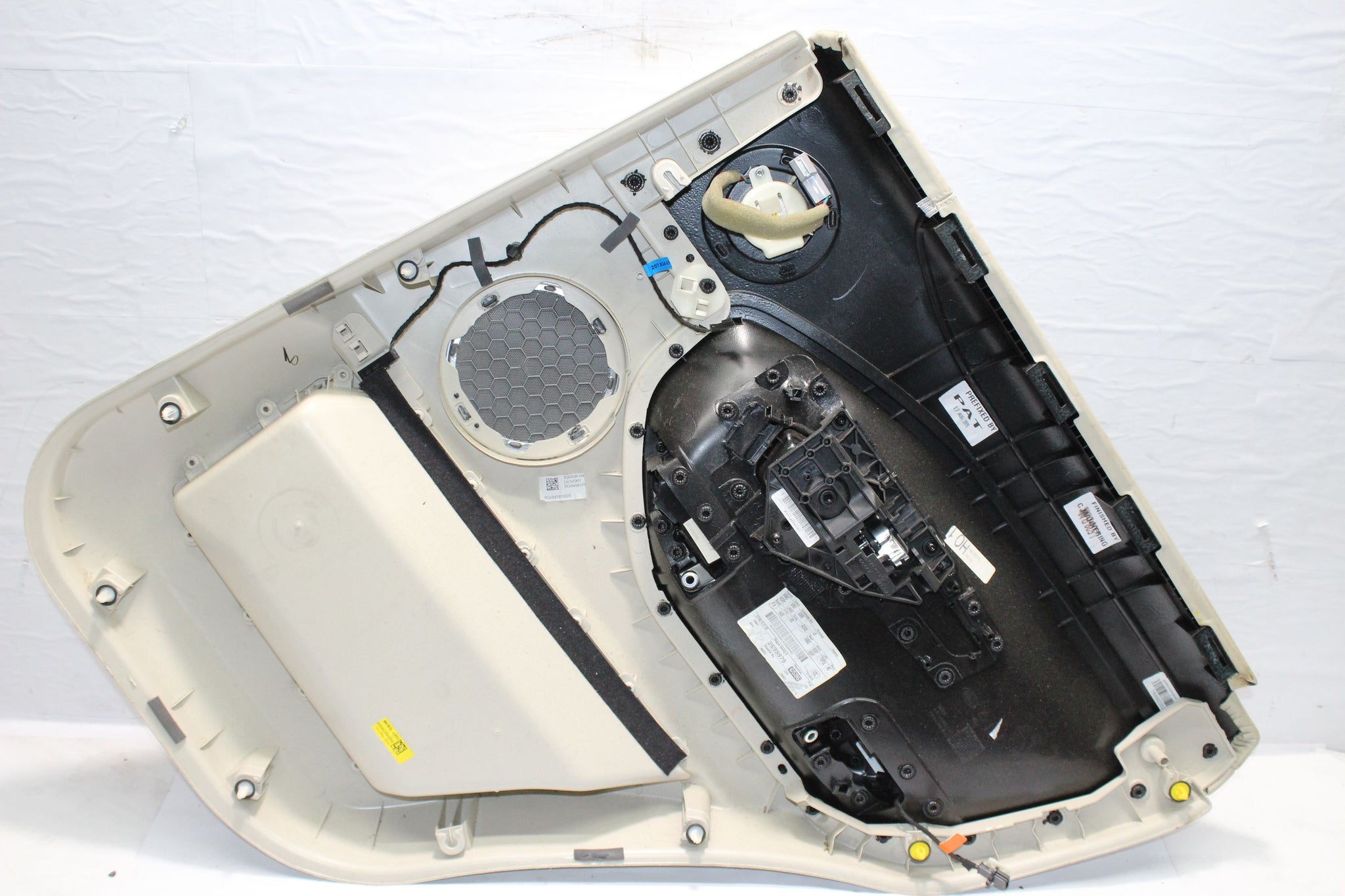 2015 RANGE ROVER EVOQUE Left side Rear Door Card