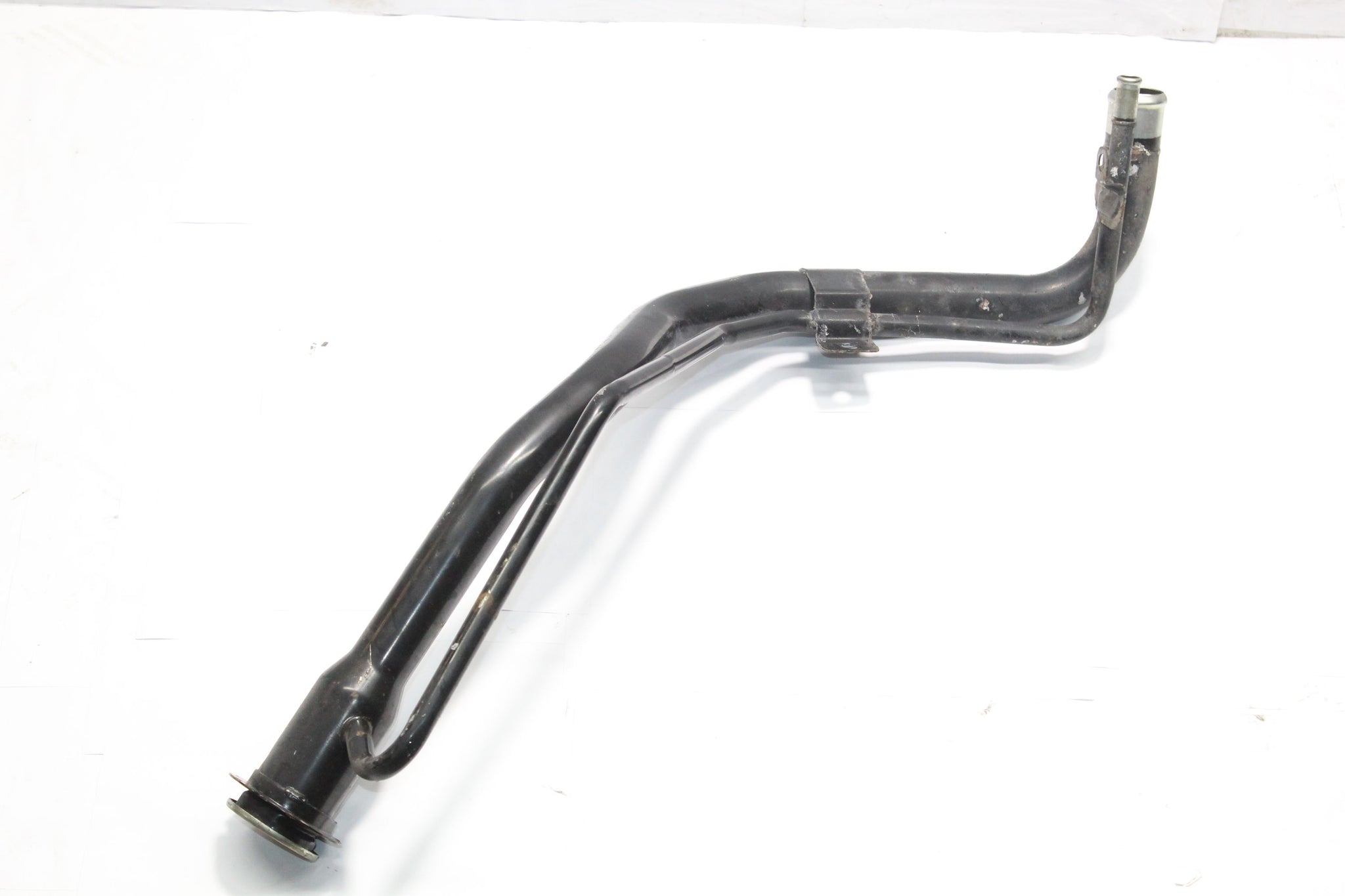 2014 MITSUBISHI OUTLANDER MK3 2.2 Fuel Filler Neck