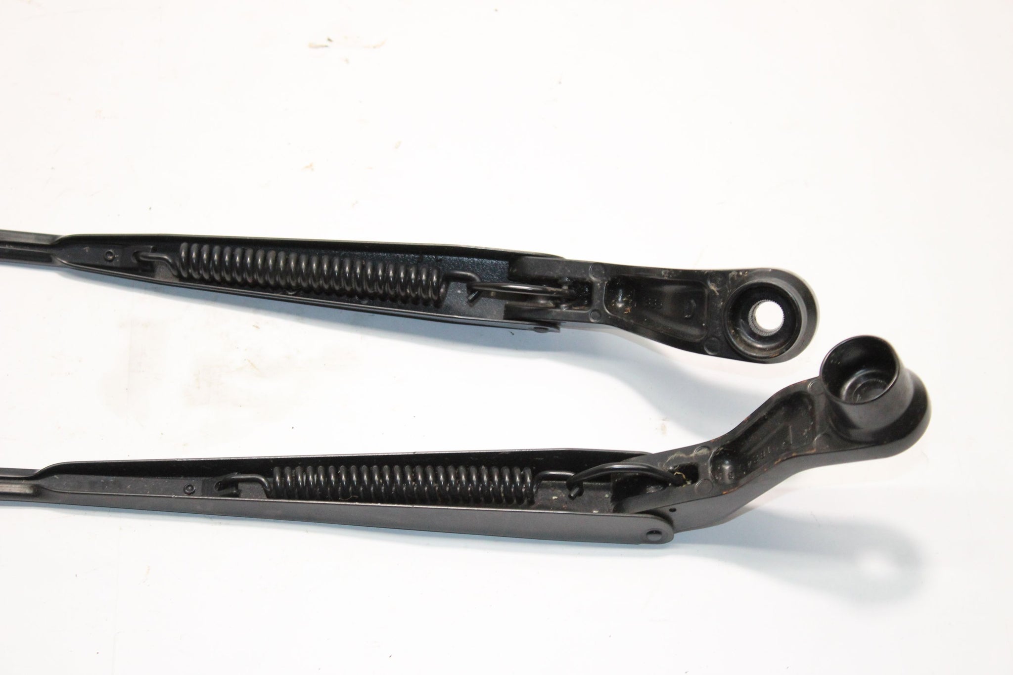 2013 JEEP COMPASS Front Wiper Arm Pair