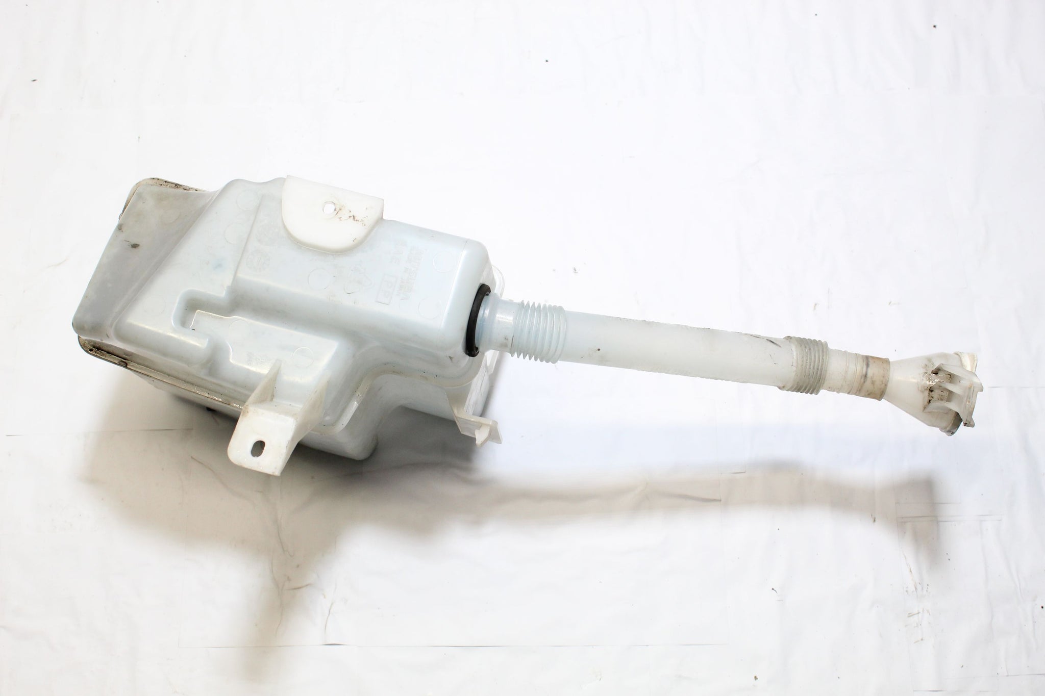 2012 MITSUBISHI OUTLANDER 2.2 Windscreen Washer Bottle Pump HLC-37056