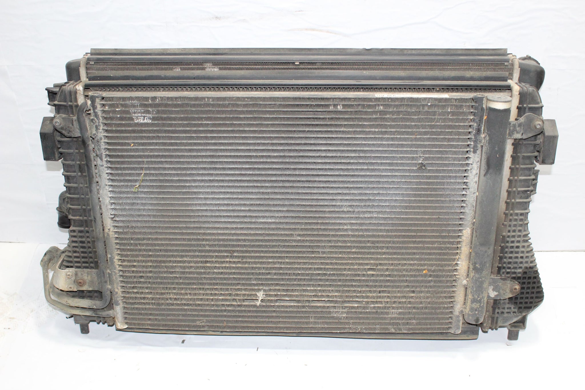2013 SKODA YETI 2.0 Diesel Radiator RAD Pack 1K0820411 1K0121251