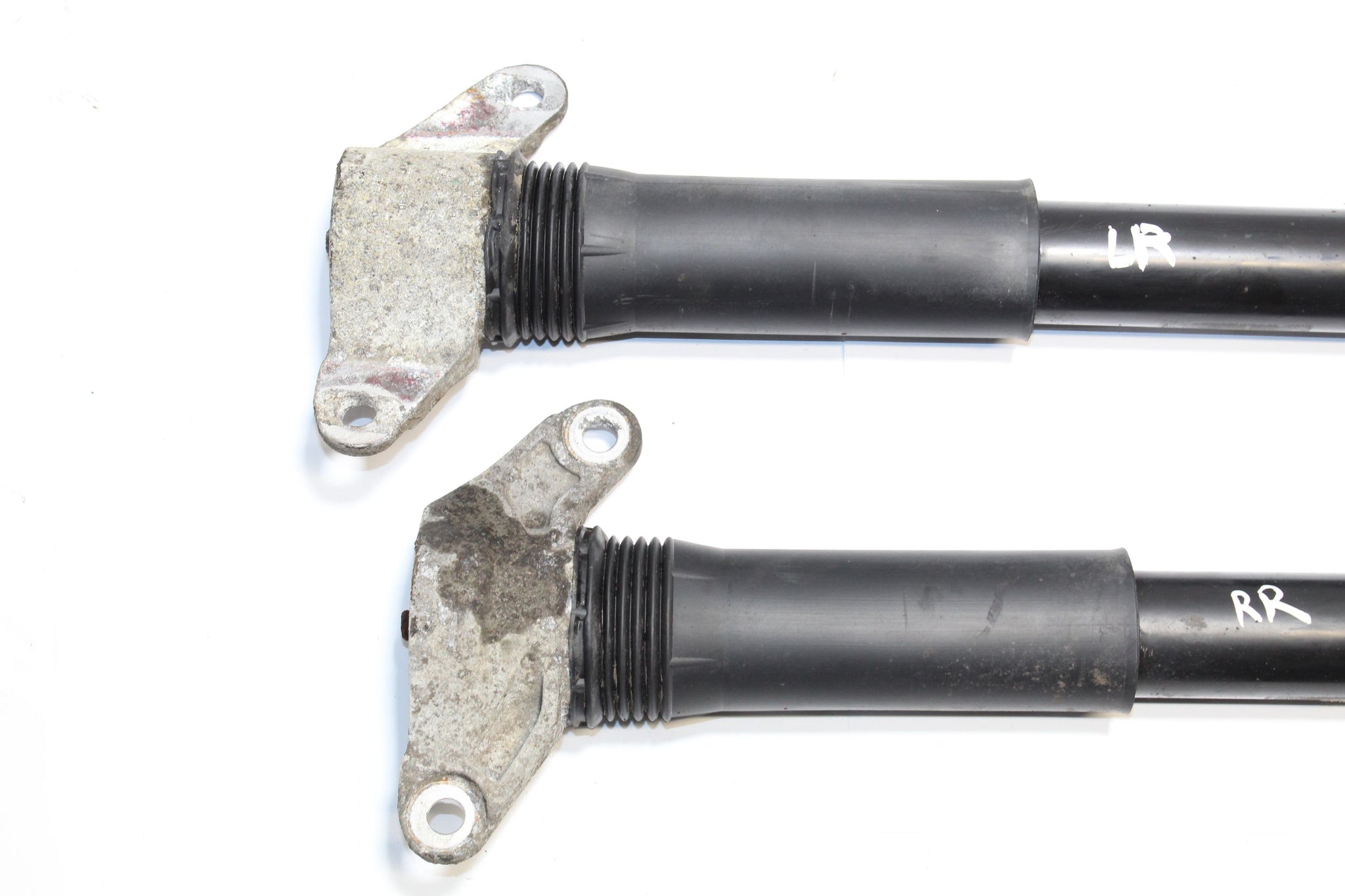 2017 JAGUAR F PACE 2.0 Rear Shock Absorber Pair GX73-3K036-BA
