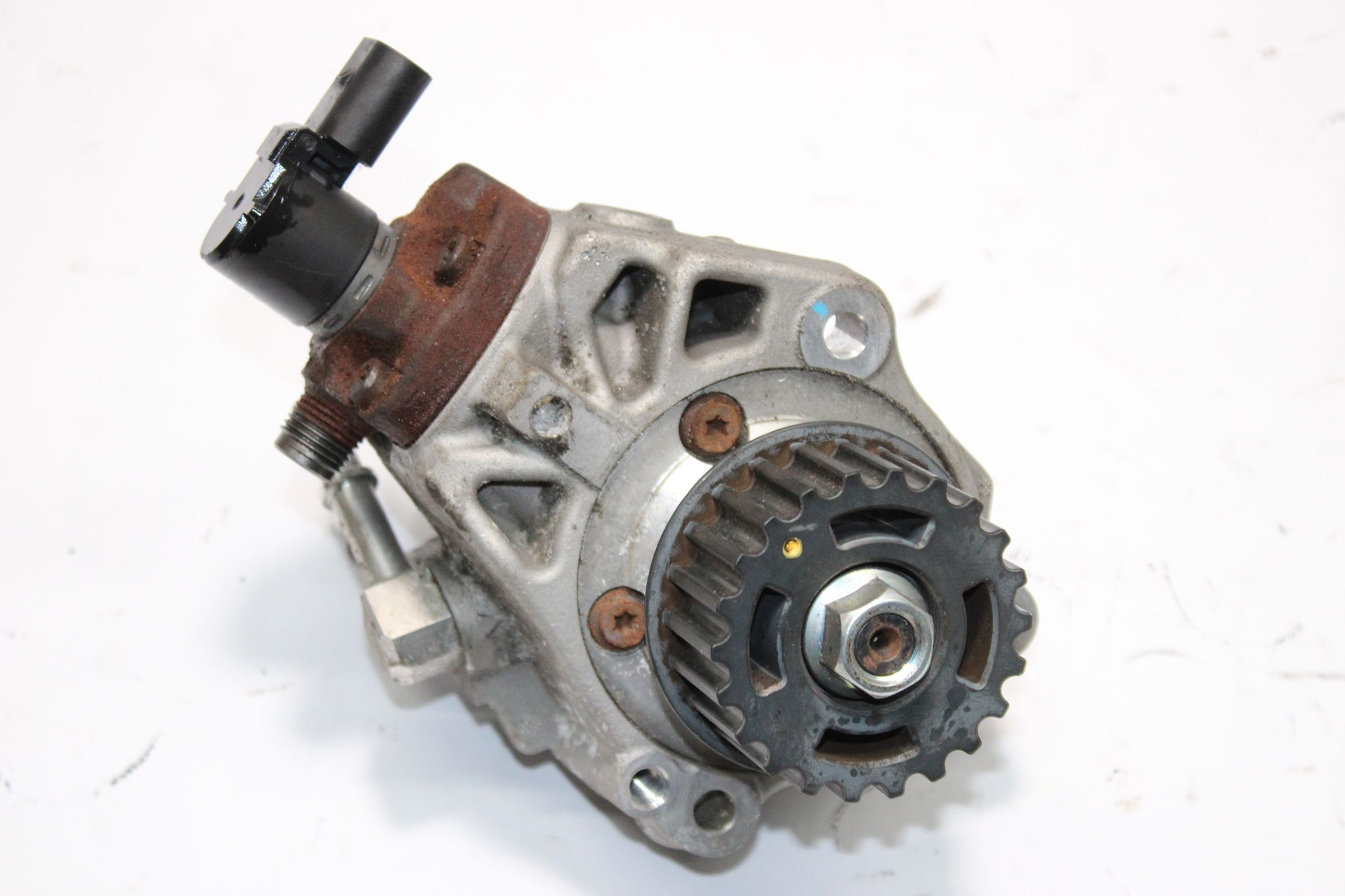 2019 HYUNDAI I40 1.6 High Pressure Fuel Pump 33100-2U000