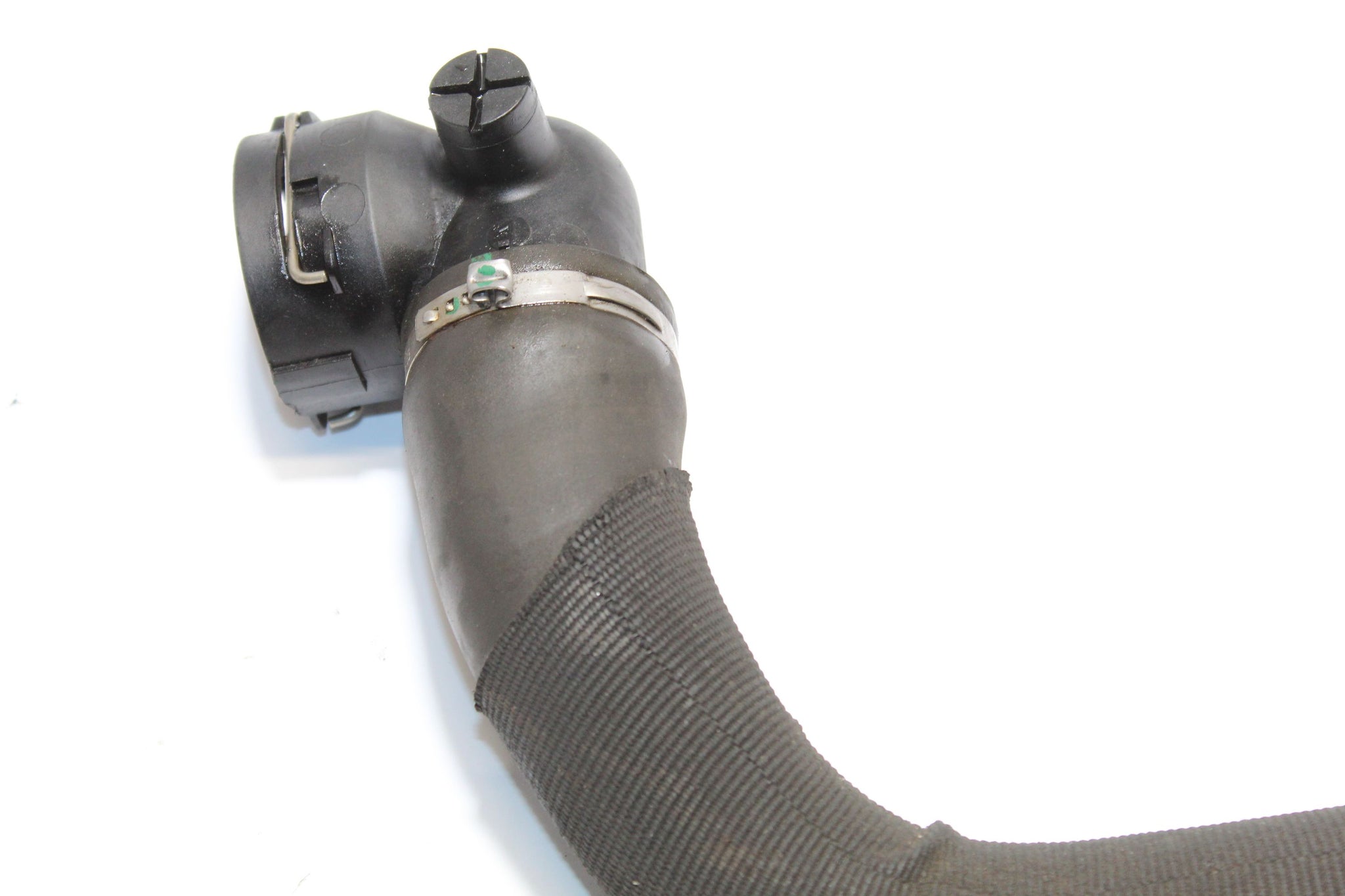 2017 JAGUAR F PACE 2.0 Coolant Pipe