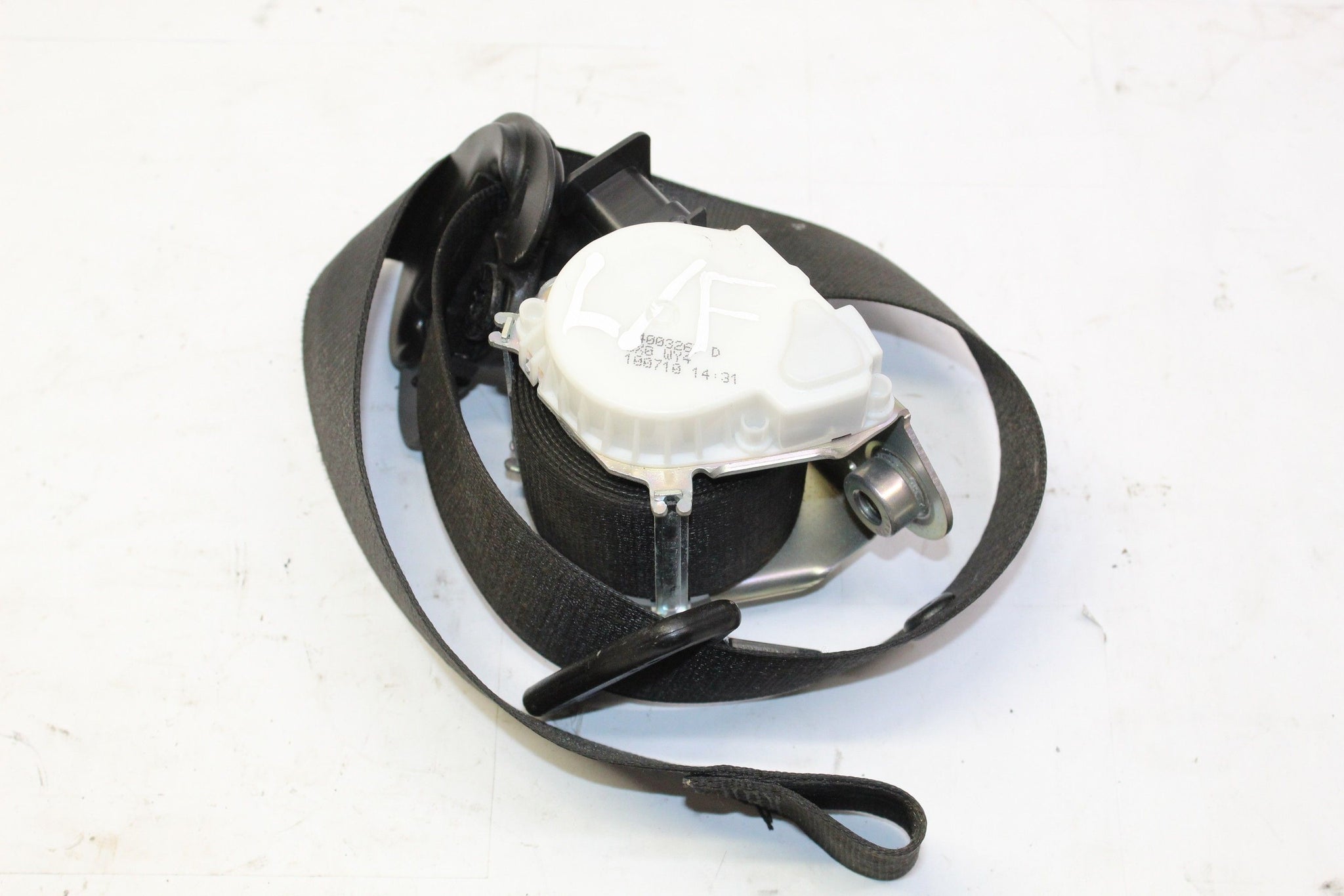 2010 BMW 1 Series E81 Left side Front Seat Belt 34003267