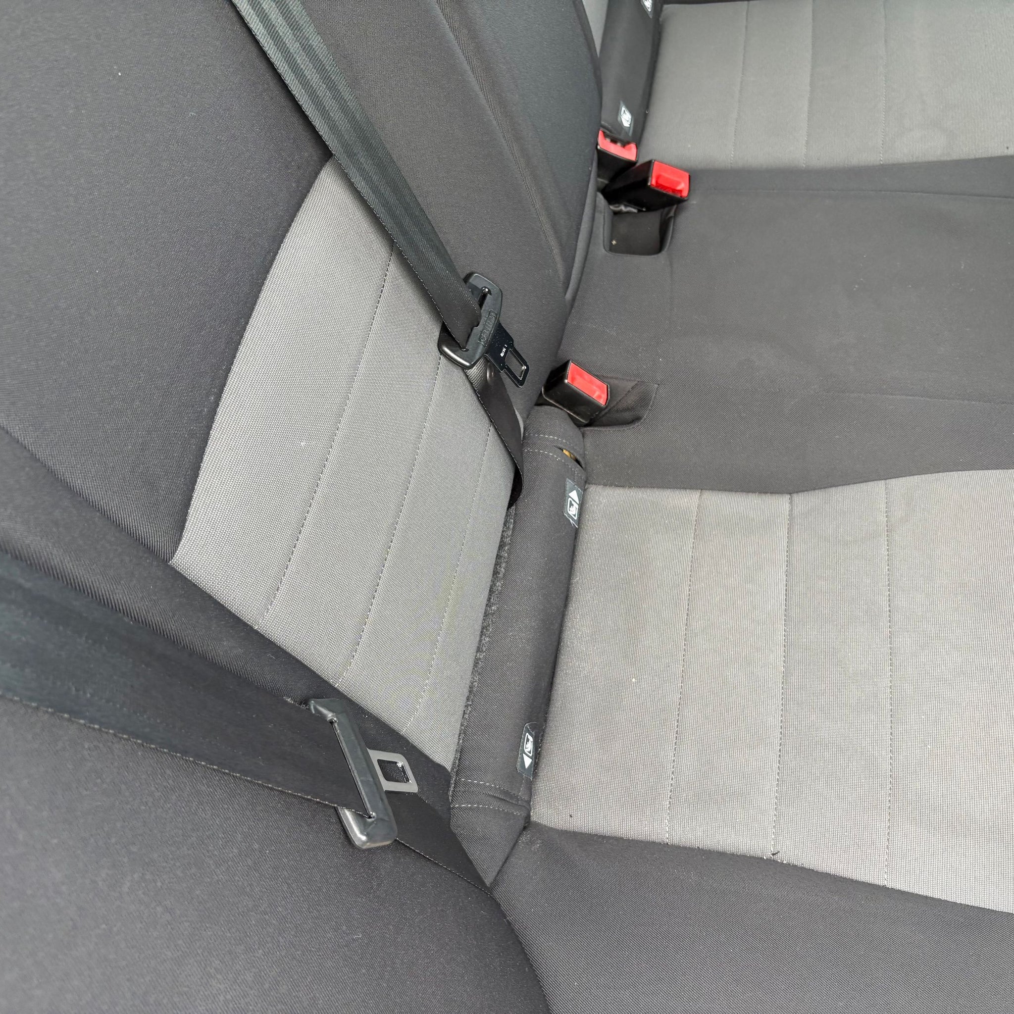 2016 TOYOTA AVENSIS REAR SEATS