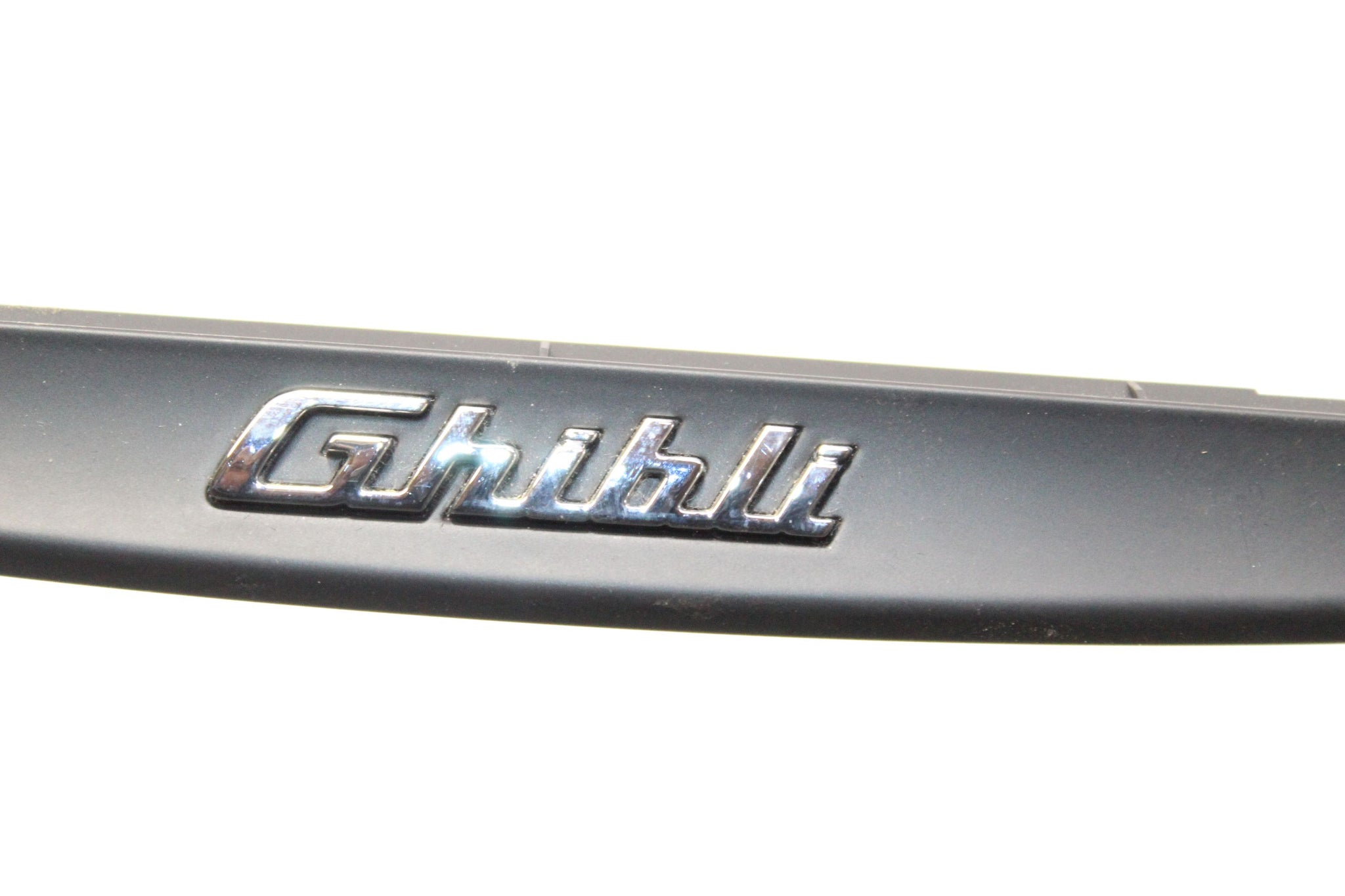 2017 MASERATI GHIBLI Front Dash Emblem Trim