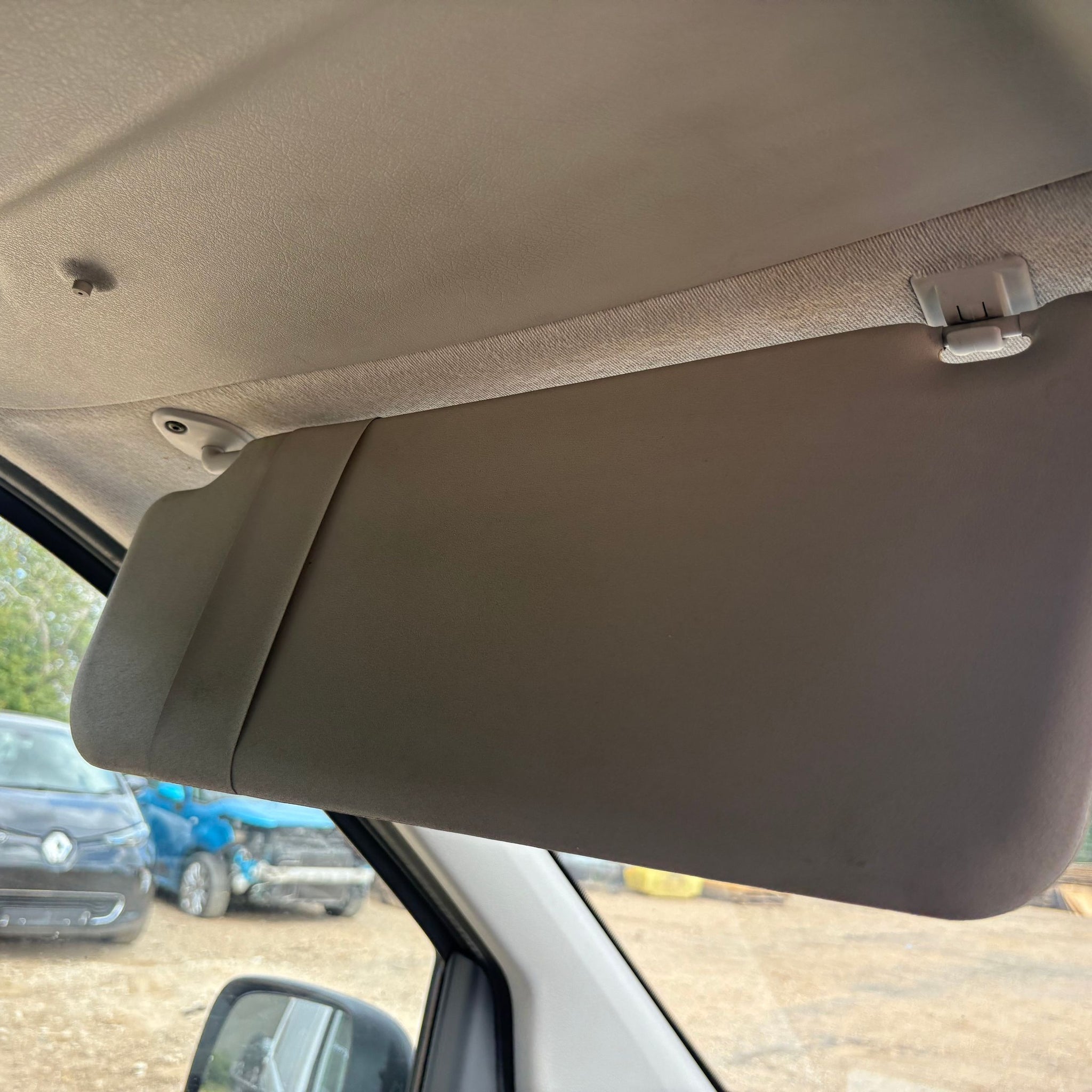 2011 CITROEN DISPATCH LEFT SIDE SUN VISOR
