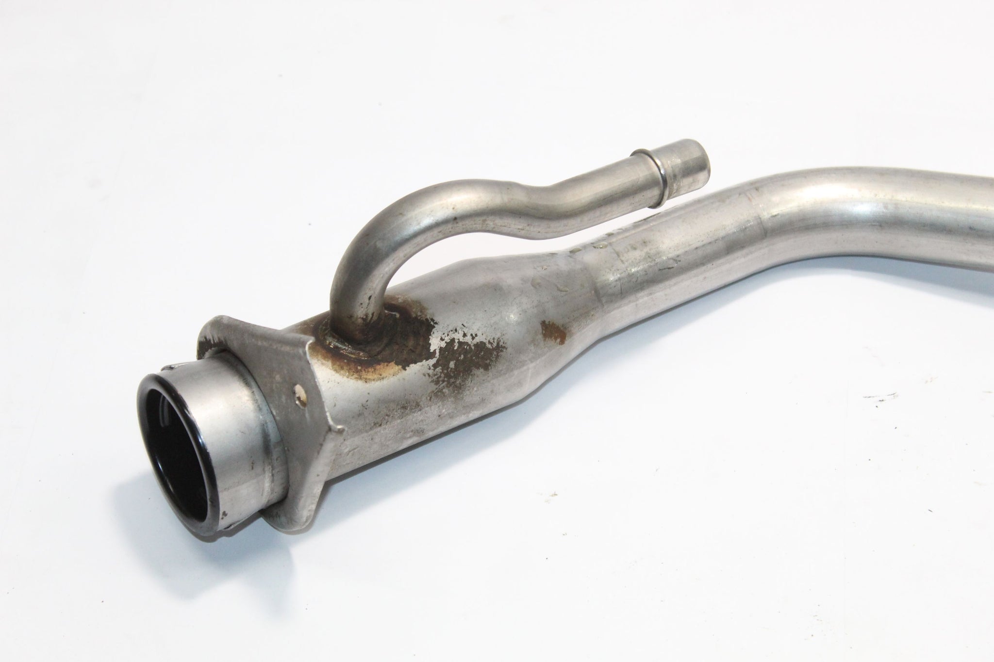 2016 RANGE ROVER EVOQUE 2.0 Diesel Fuel Filler Neck Pipe EJ32-9032-GB