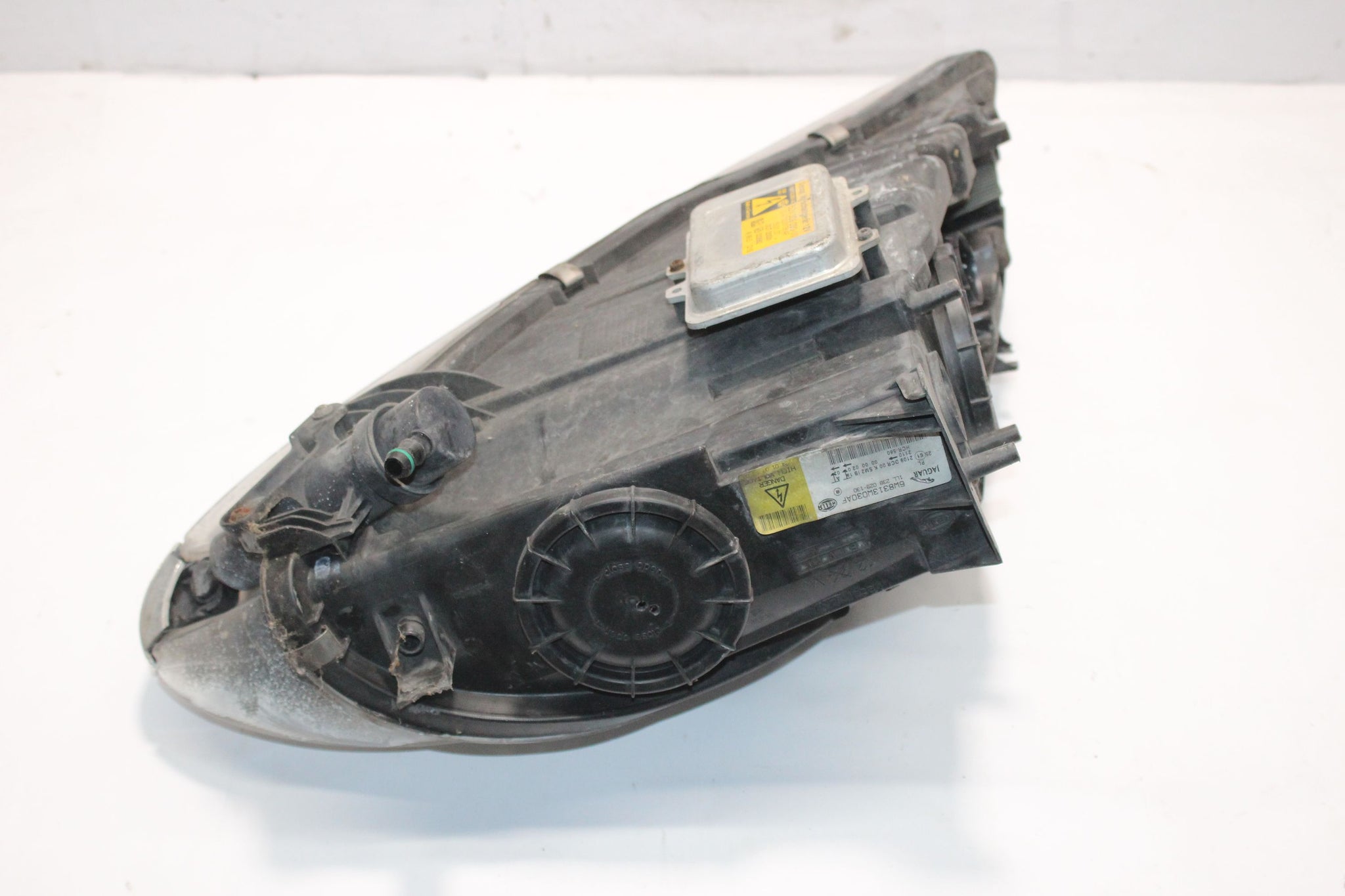 2007 JAGUAR XKR X150 PASSENGER SIDE FRONT HEADLIGHT XENON 6W8313W030AF