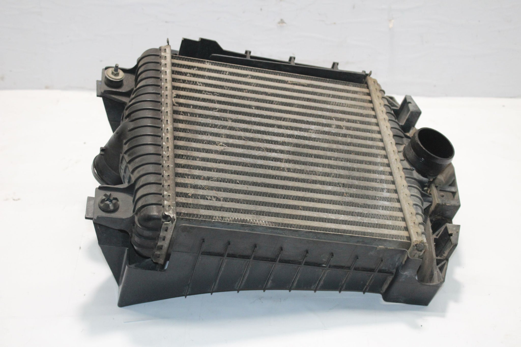 2014 RANGE ROVER VOGUE L405 4.4 Intercooler with Air Deflector Duct