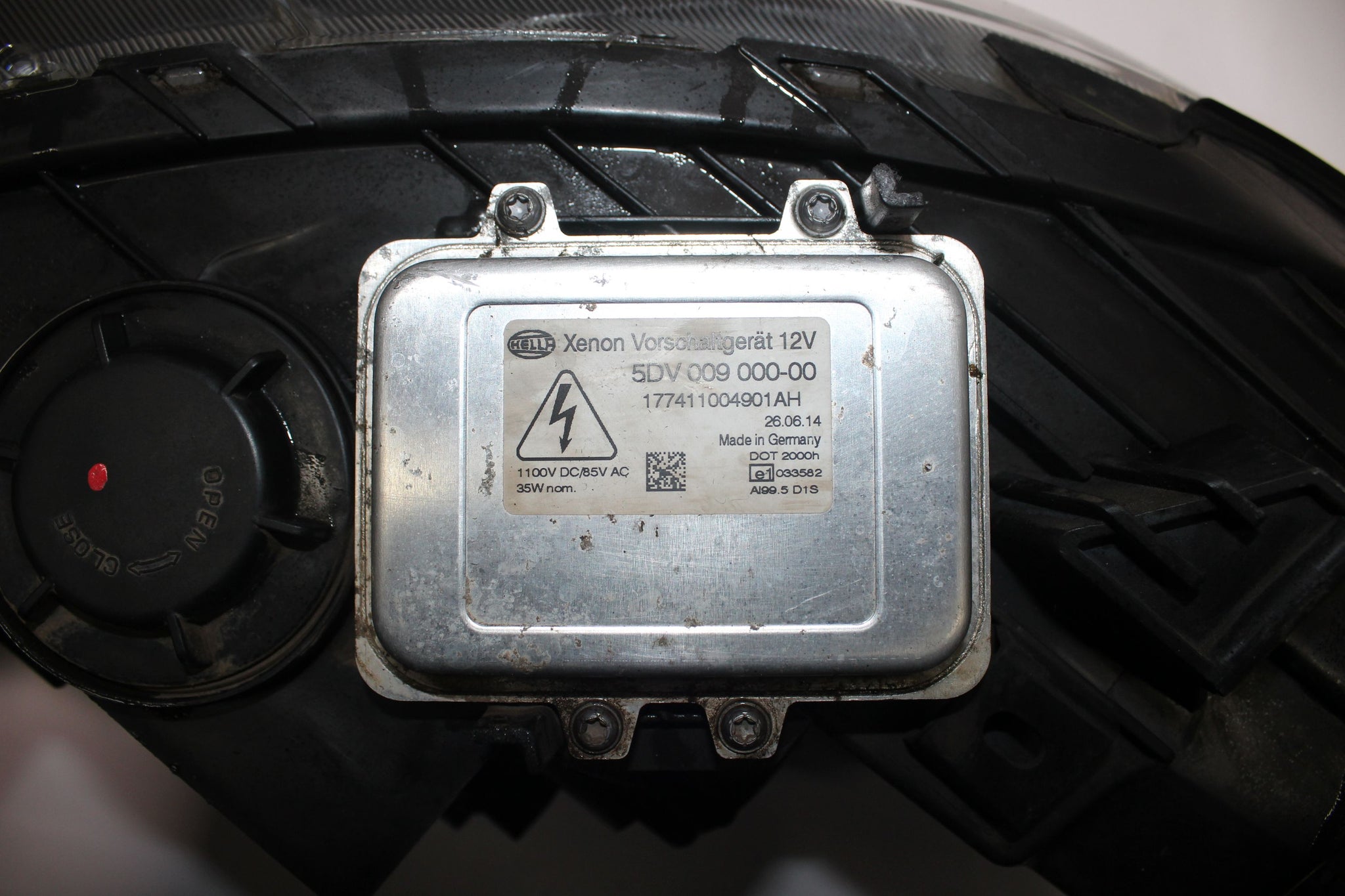 2014 KIA SPORTAGE Left side XENON Headlight 921013U310