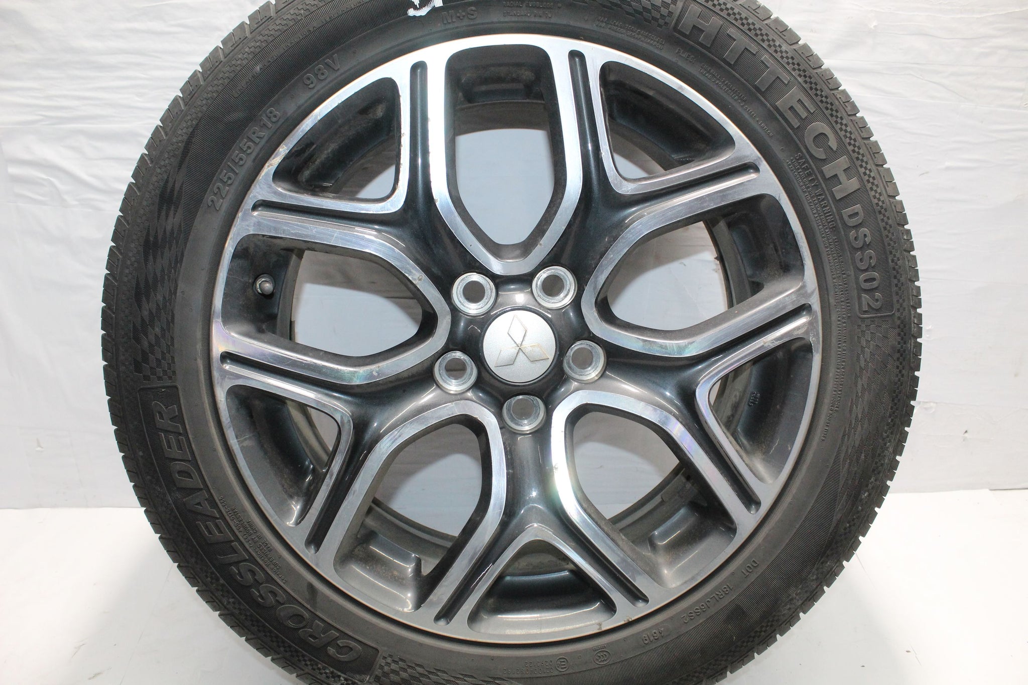 2014 MITSUBISHI OUTLANDER MK3 225 / 55 R18 5.9MM