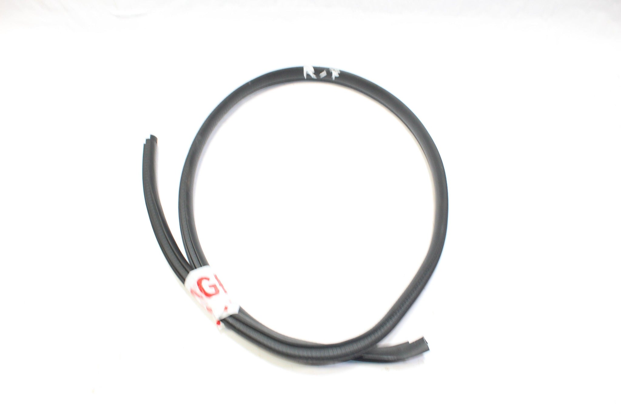 2015 Suzuki Celerio Right side Front Door Seal Rubber