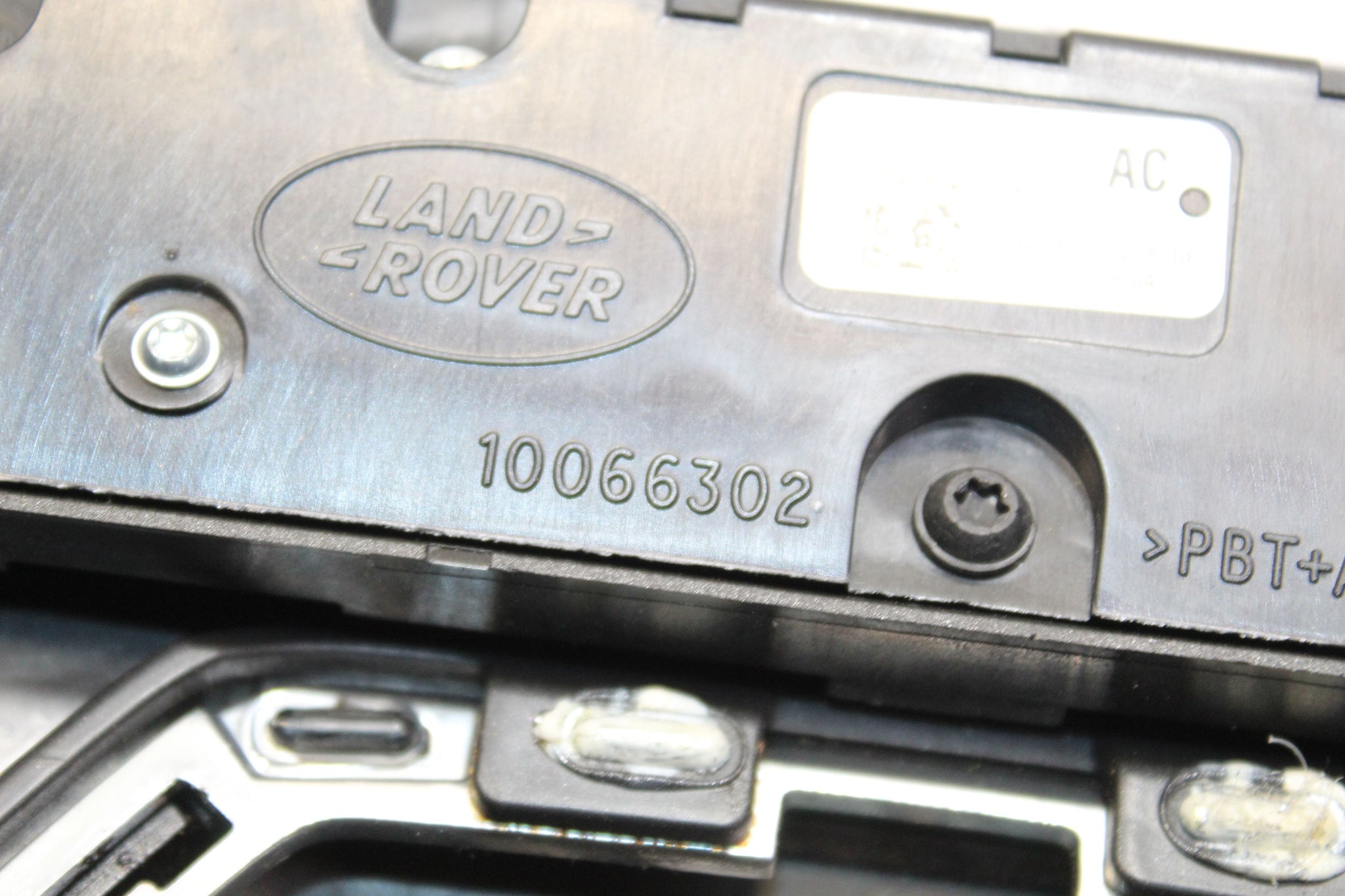 2011 RANGE ROVER EVOQUE Centre Console Gear Surround Trim Switches BJ32044E06AB