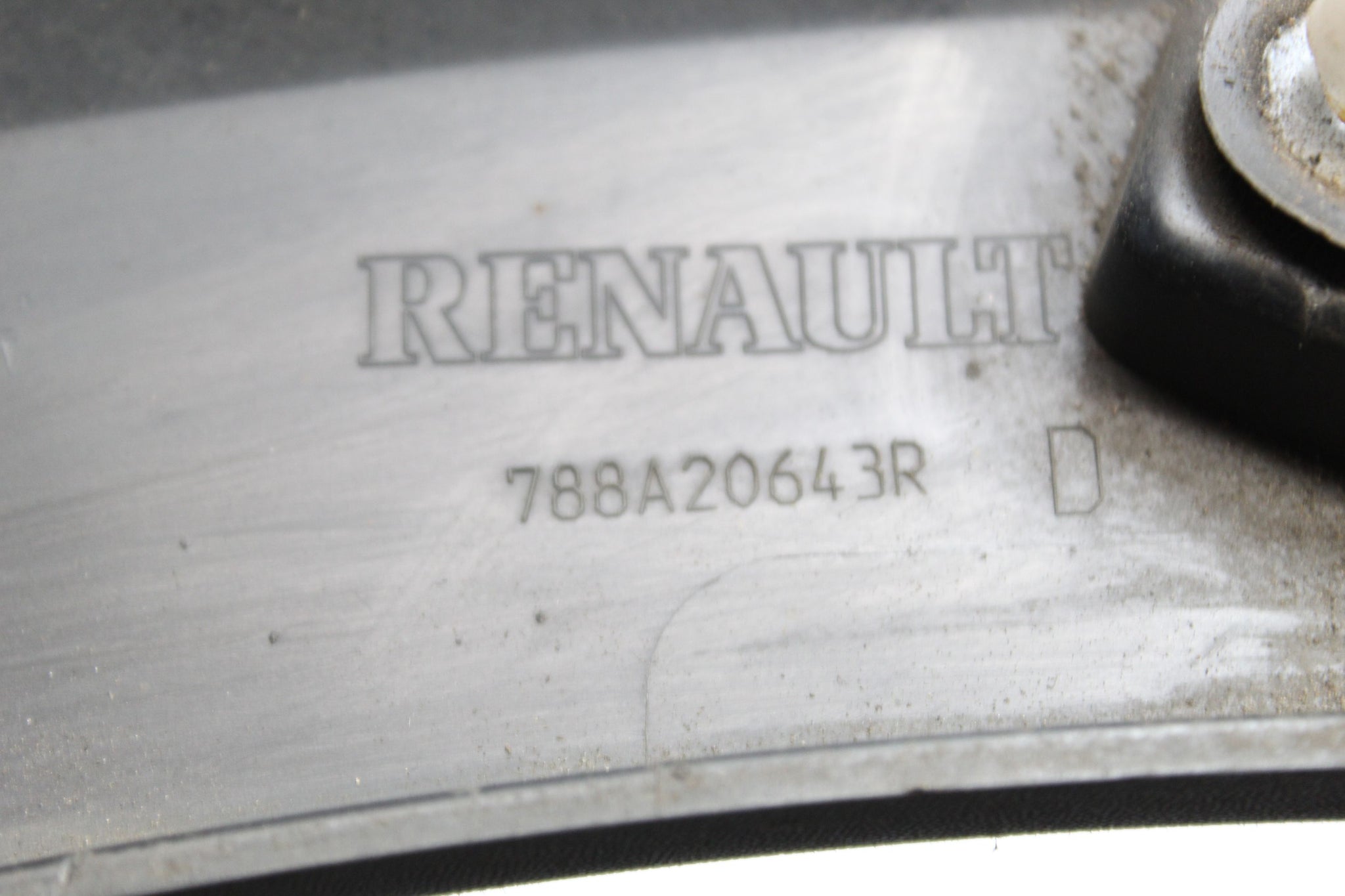 2015 RENAULT CAPTUR Right side Rear Wheel Arch Trim 788A20643R