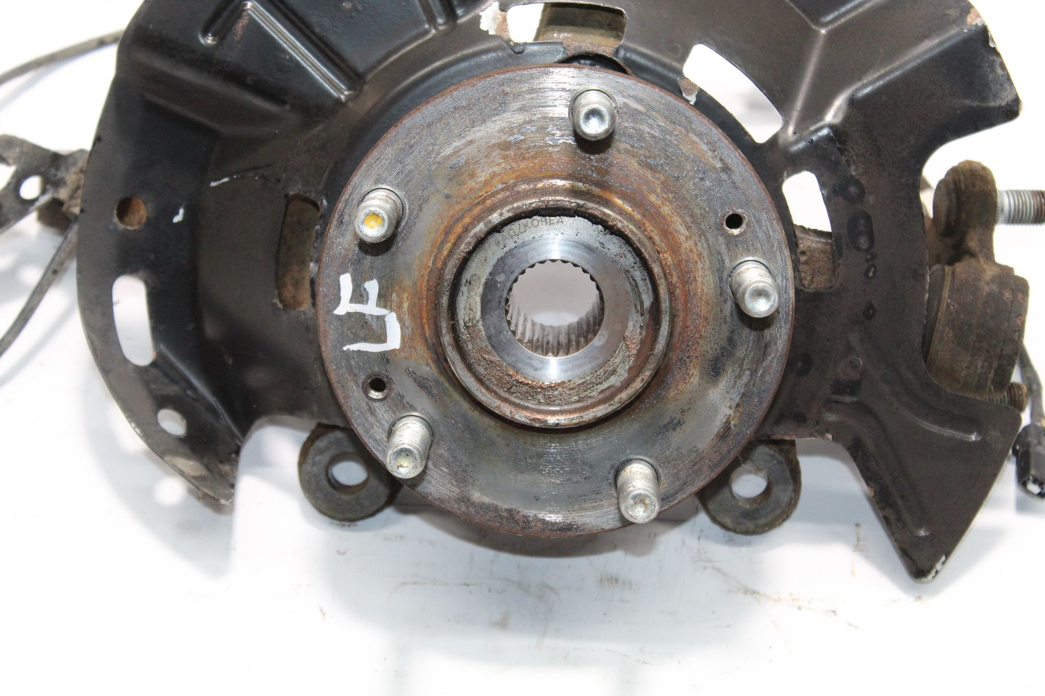 2017 HYUNDAI I30 MK3 1.4 Left side Front Wheel Hub 59810-G4300
