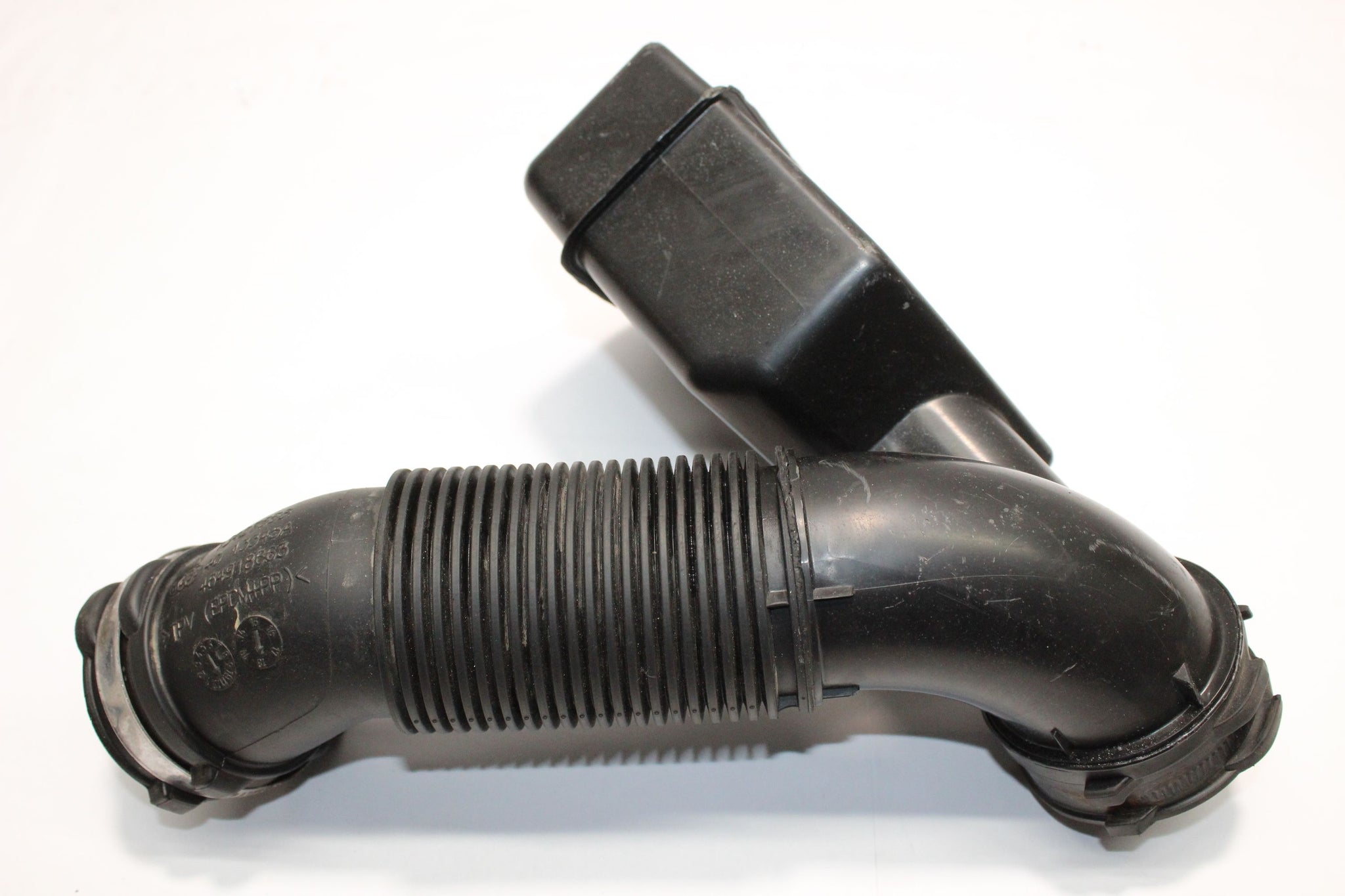 2019 VAUXHALL CORSA E 1.4 Air Duct Pipe 464918663