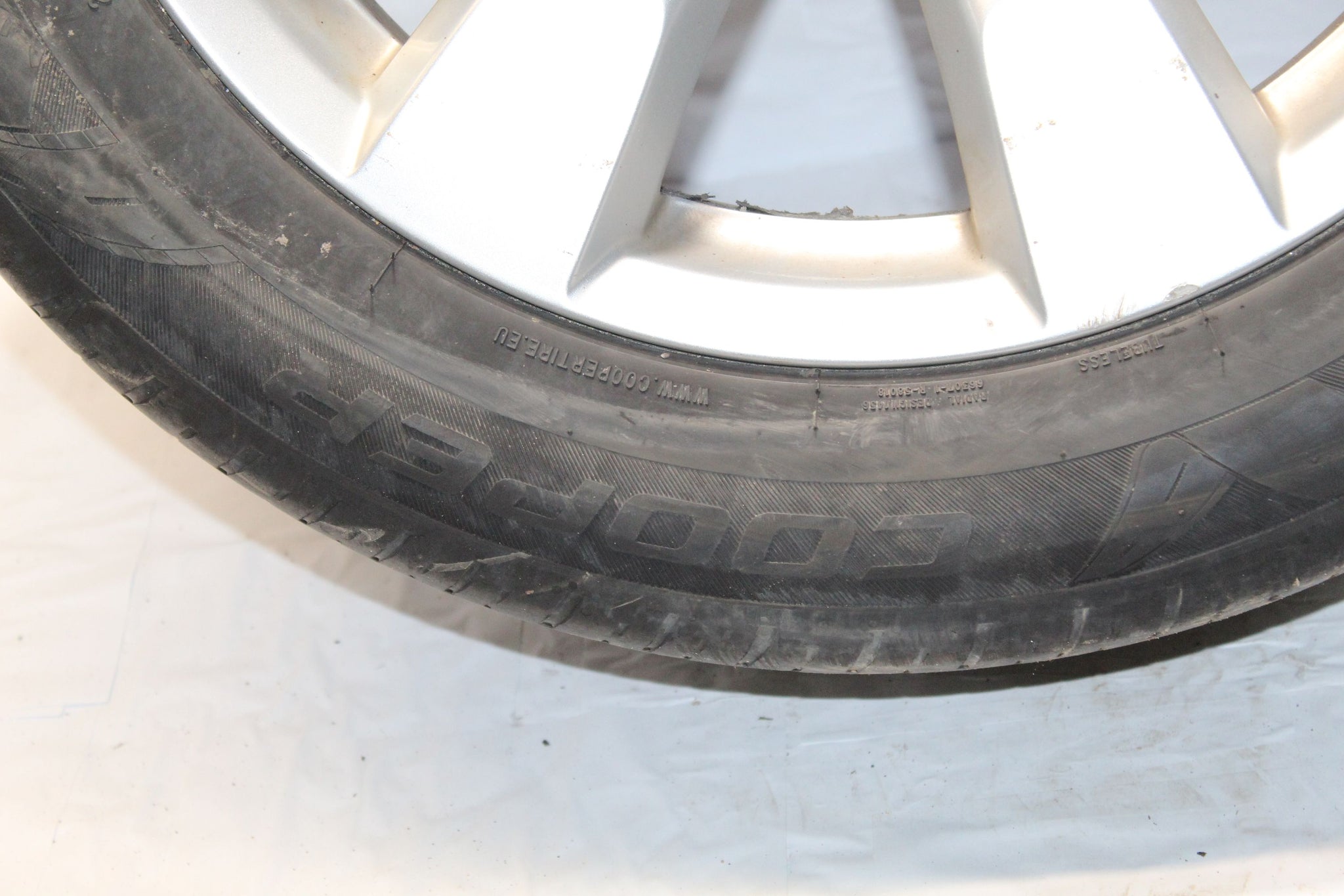 2012 MITSUBISHI OUTLANDER ALLOY WHEEL WITH TYRE 225 / 55 R18 4.4MM