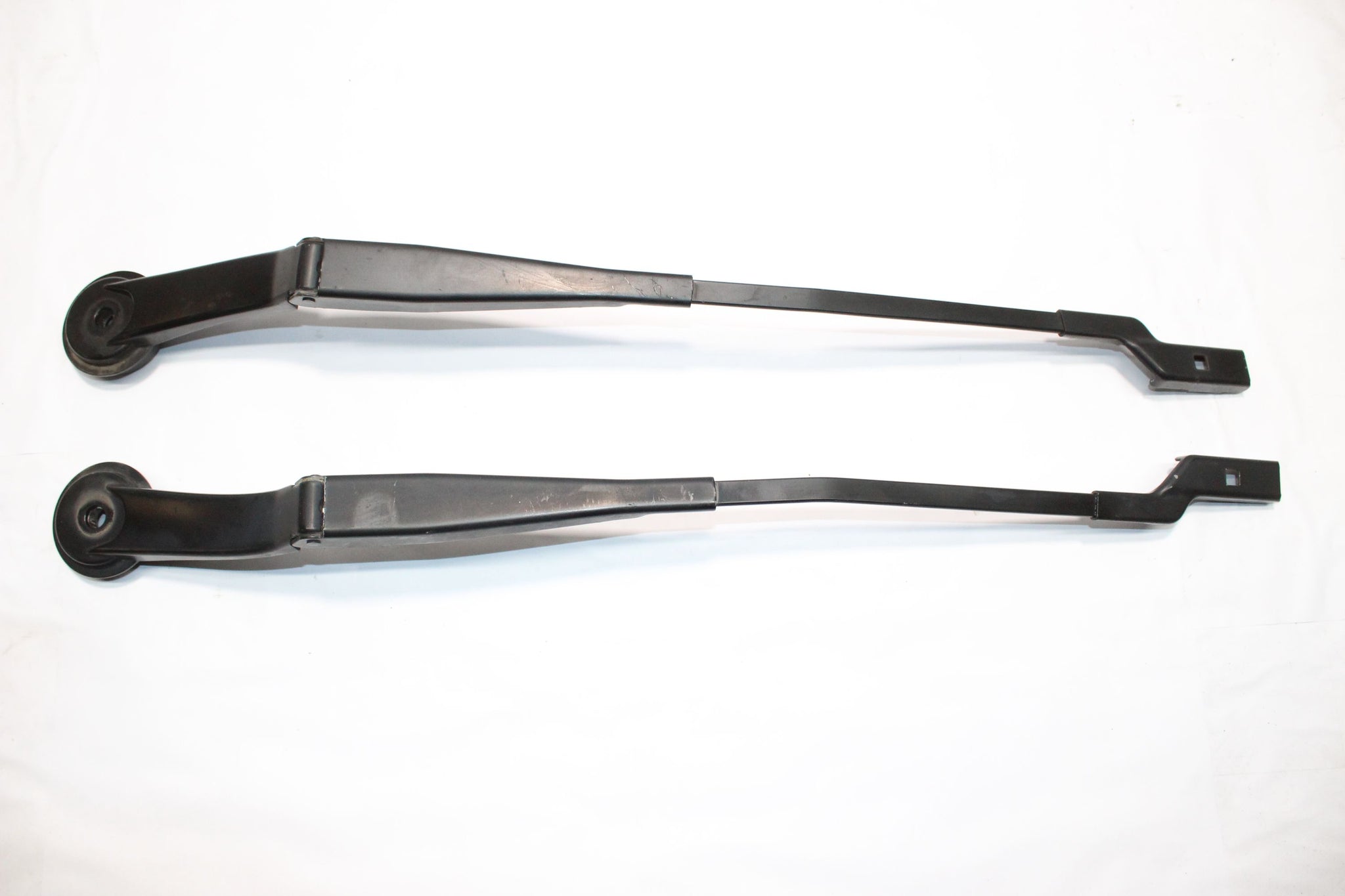 2016 FORD FOCUS MK3 Wiper Arm Pair