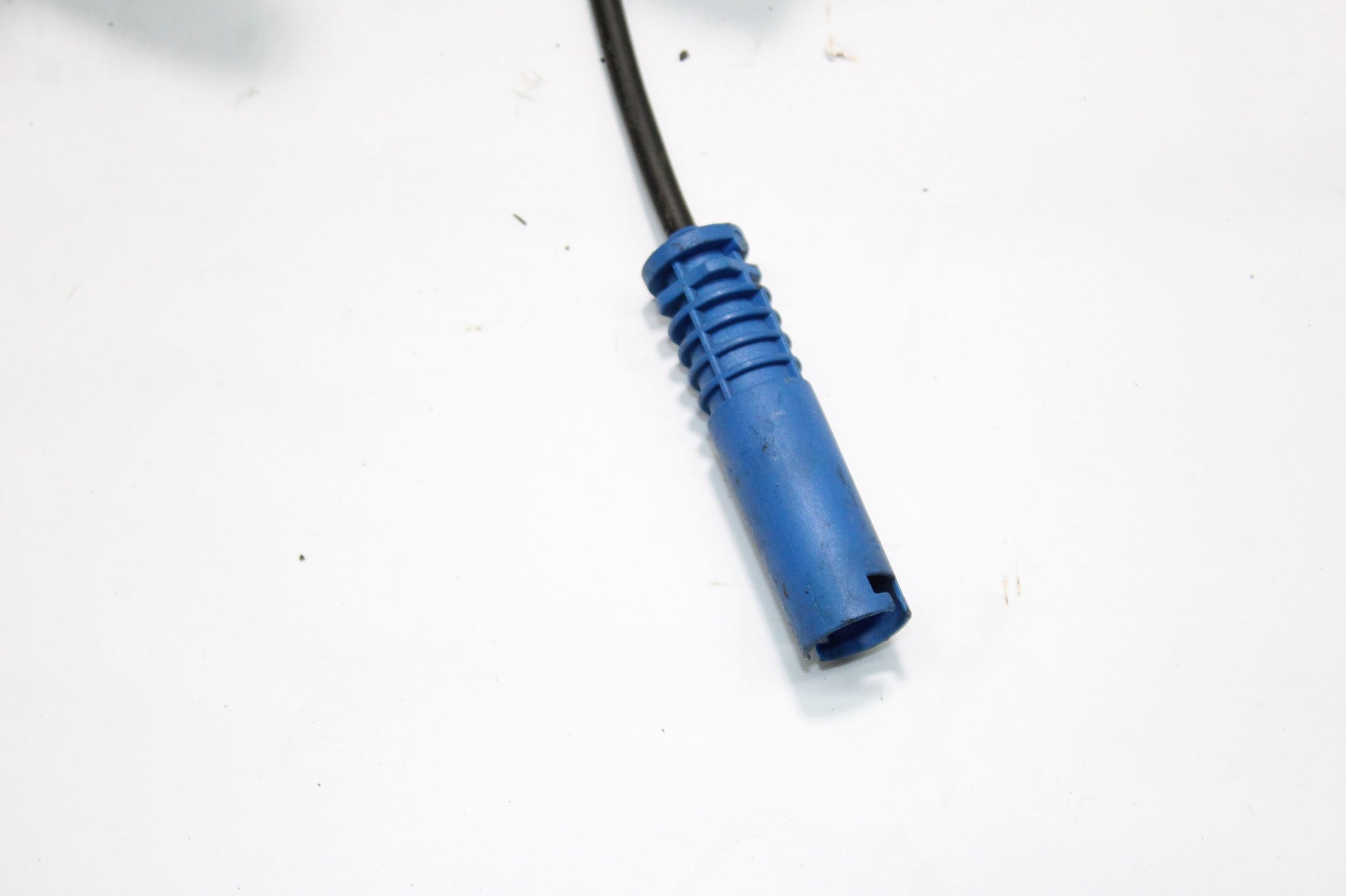 2015 MINI COOPER R58 1.6 Left side Front Wheel Hub and Driveshaft