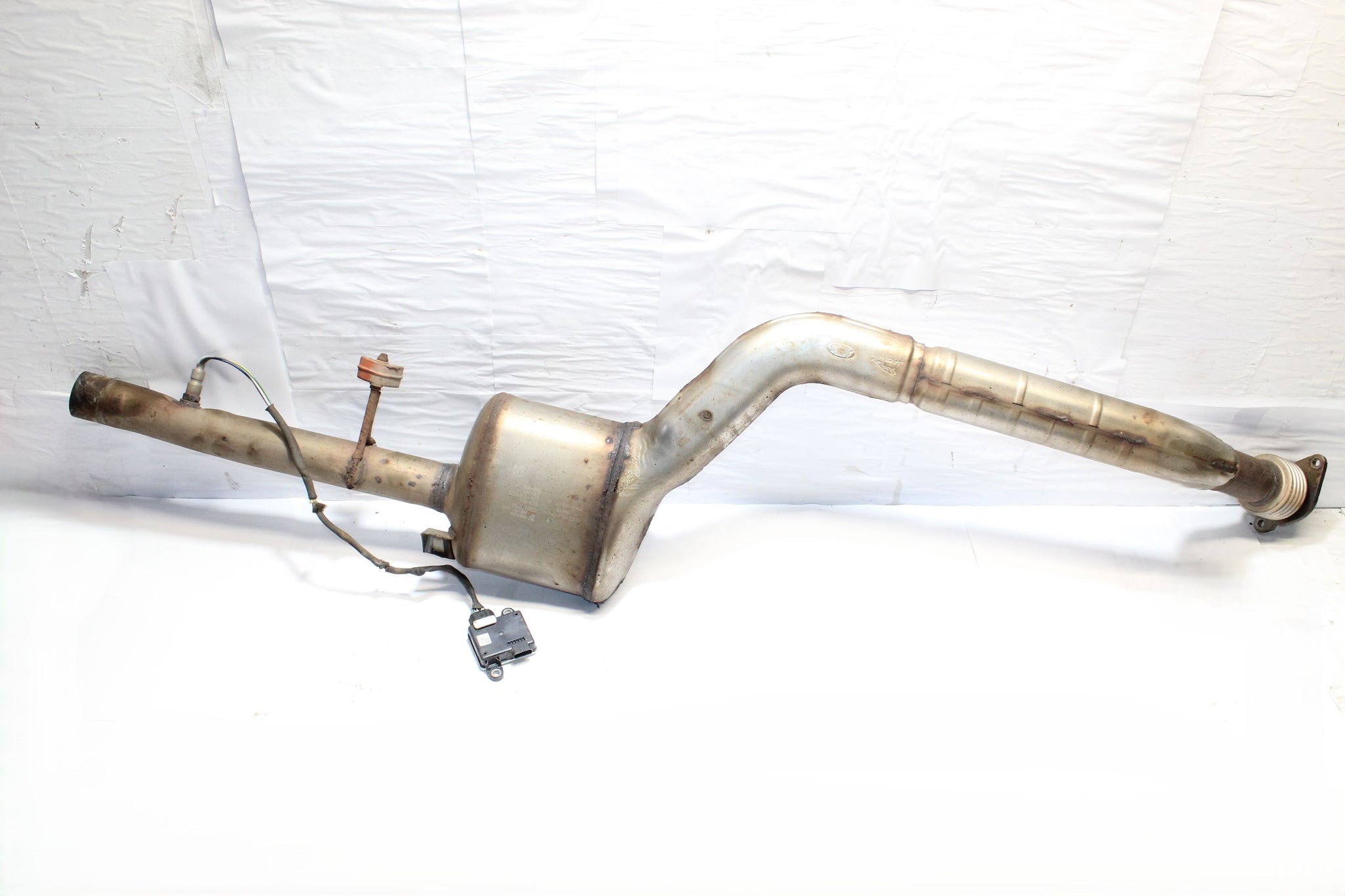 2017 JAGUAR F PACE 2.0 Catalytic Converter CAT Exhaust Down Pipe HK83-5L219-CH