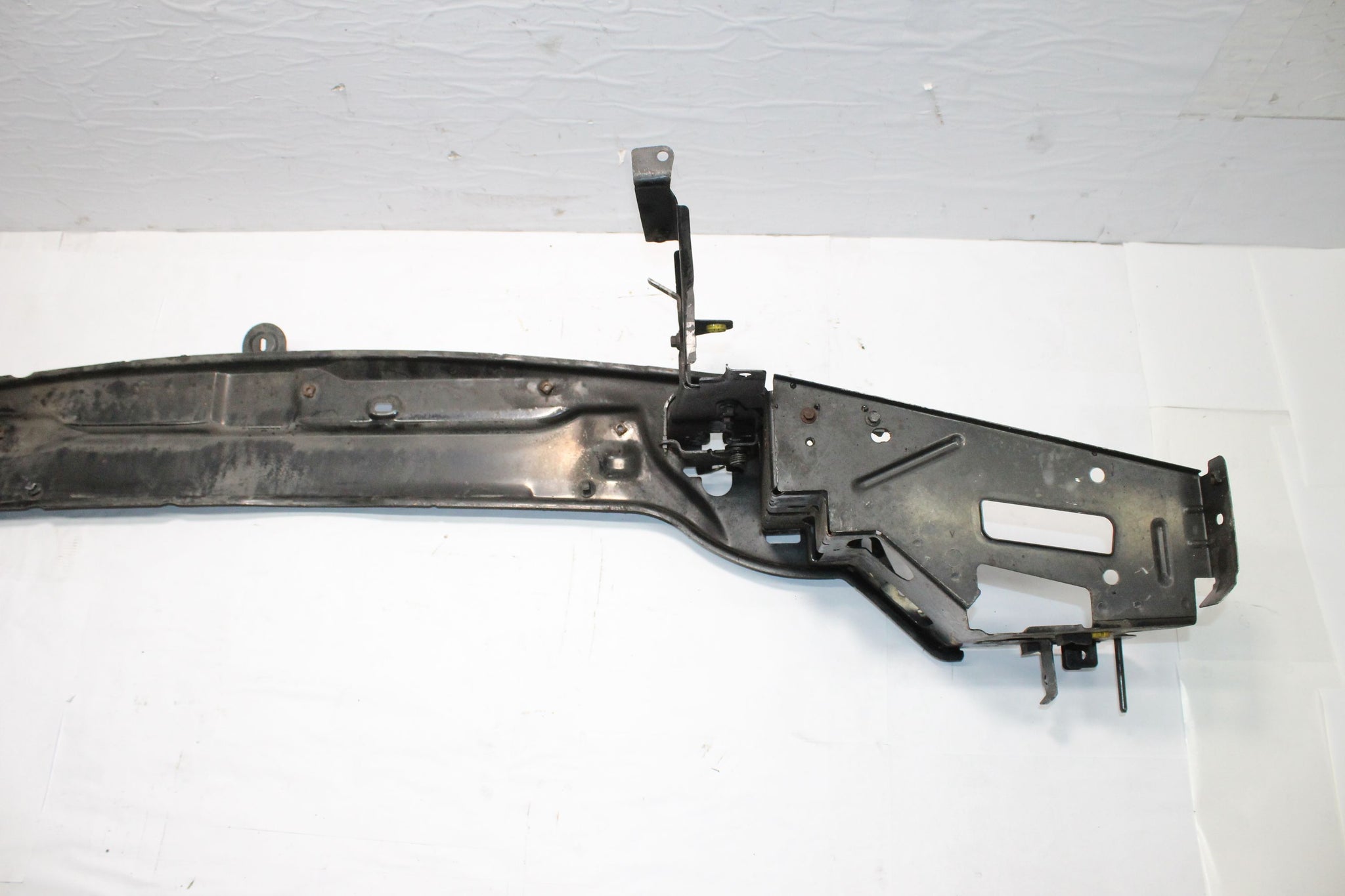 2010 VOLVO XC90 2.4 Front Bumper Support Slam Panel