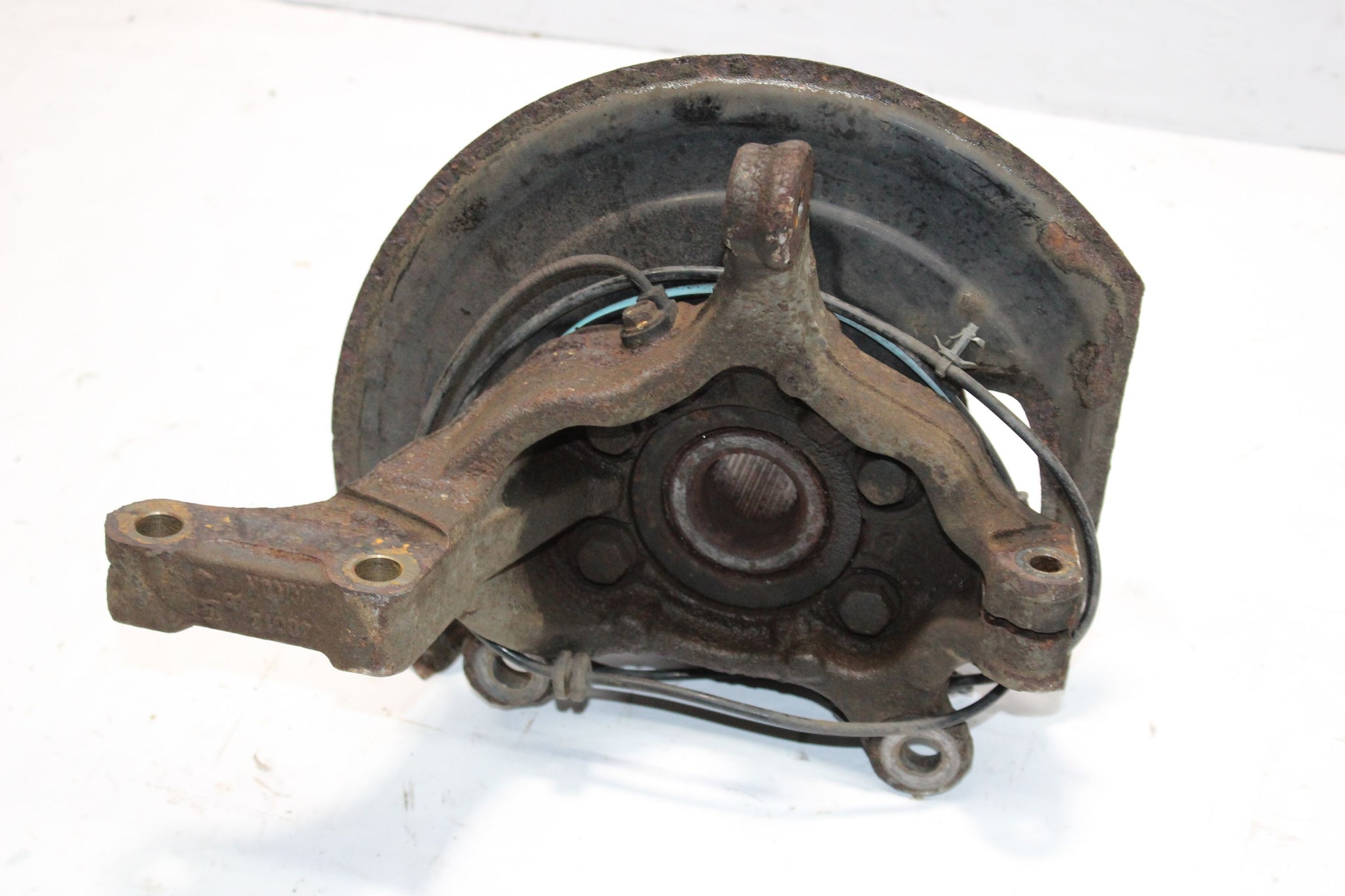 2016 NISSAN JUKE F15 1.5 Right side Front Wheel Hub