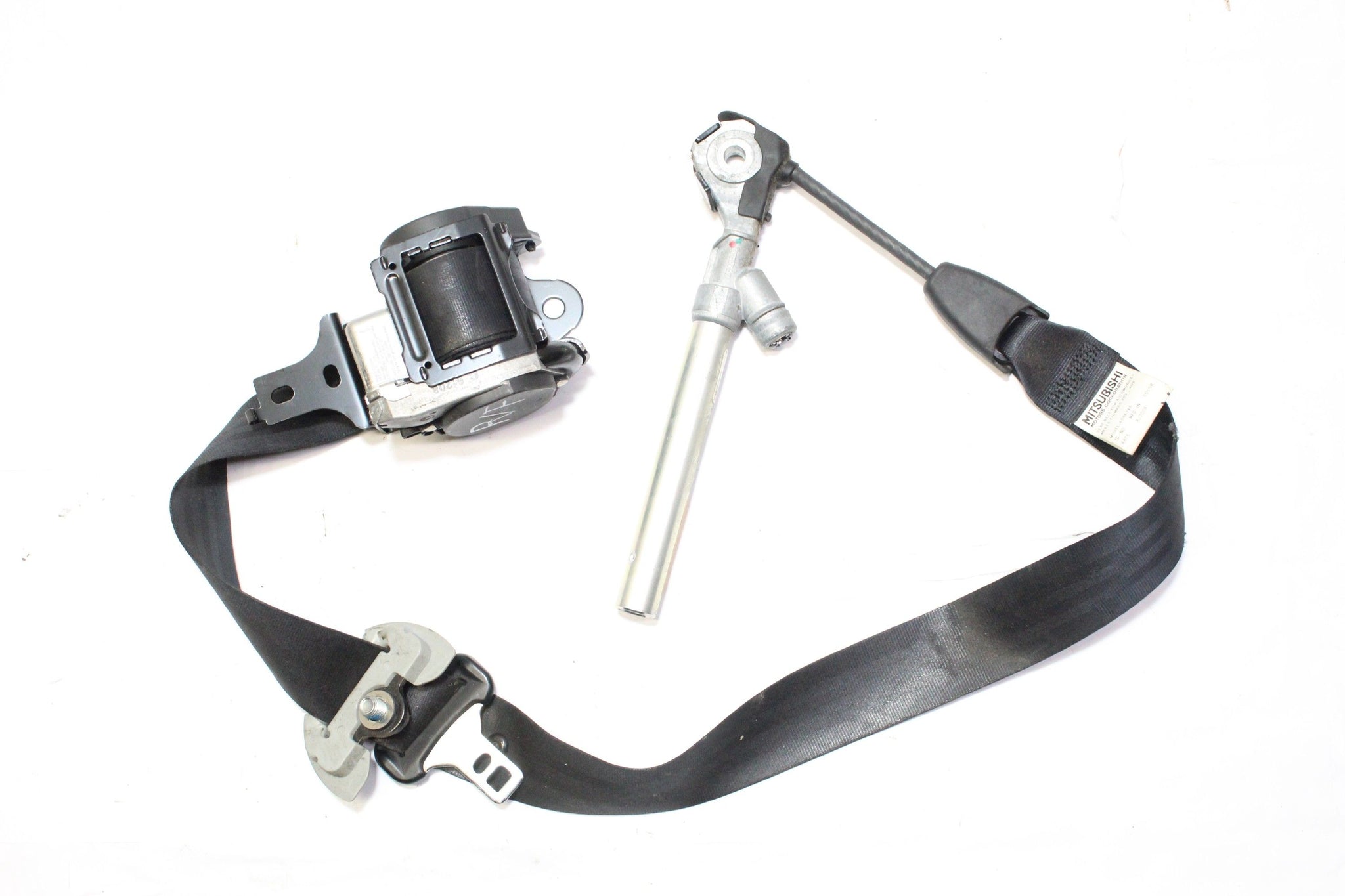 2008 Mitsubishi Outlander Right side Front Seat Belt