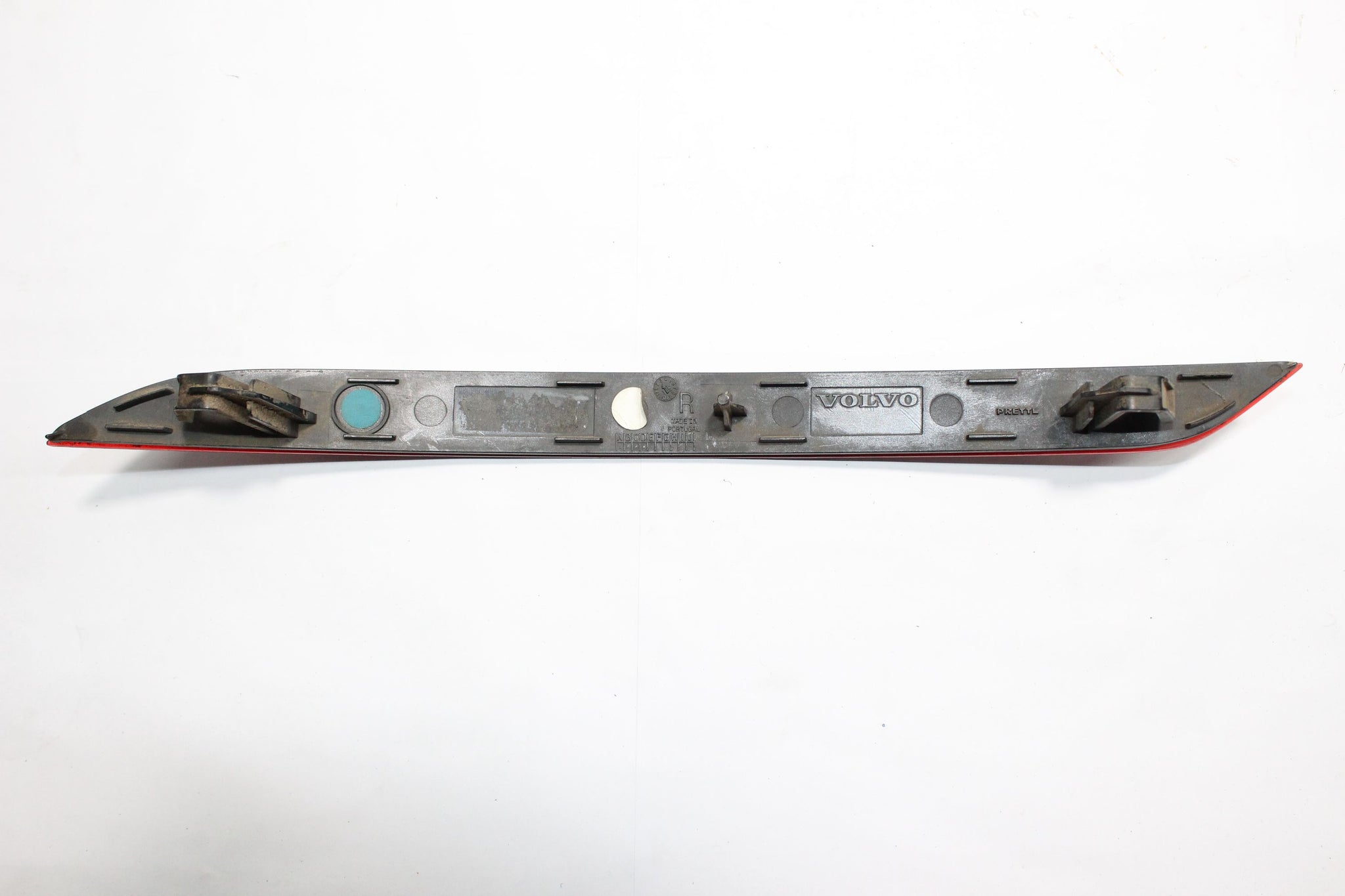 2015 VOLVO XC90 MK2 RIGHT SIDE REAR BUMPER REFLECTOR