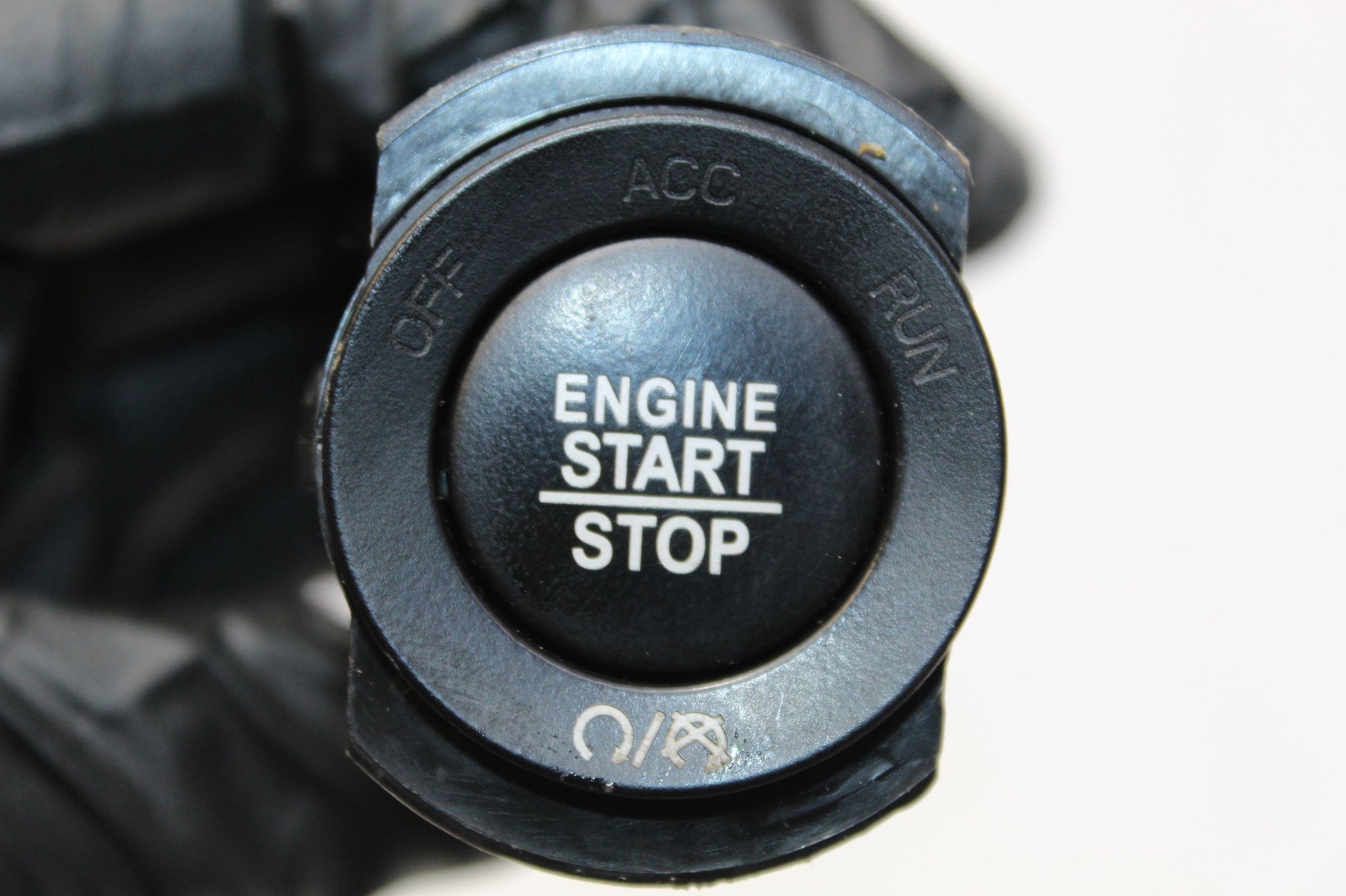 2017 MASERATI GHIBLI 3.0 Engine Start Stop Button 670110262