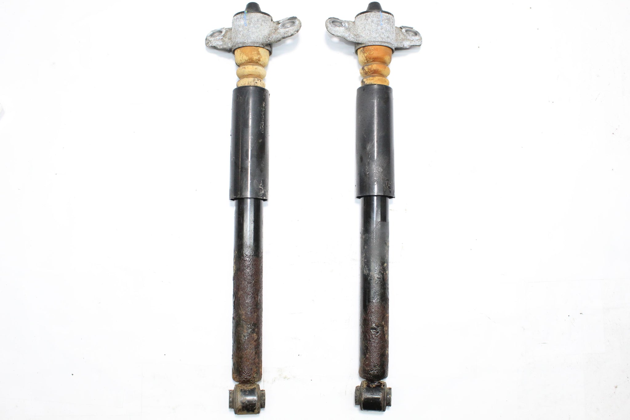 2017 HYUNDAI I30 MK3 1.4 Rear Shock Absorber Pair 55300-G4AA0