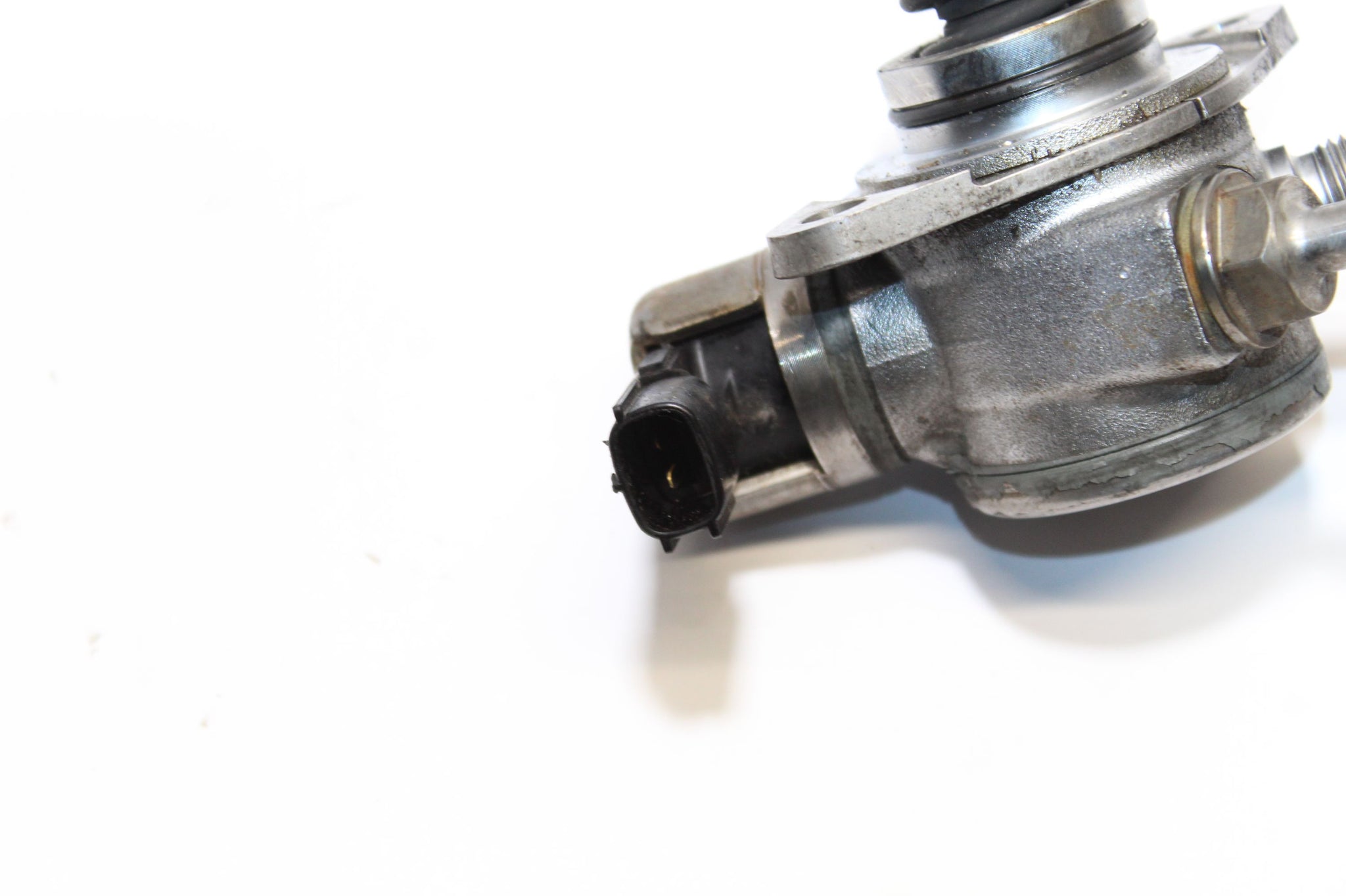 2014 NISSAN JUKE F15 1.2 Petrol High Pressure Fuel Pump 166304016R