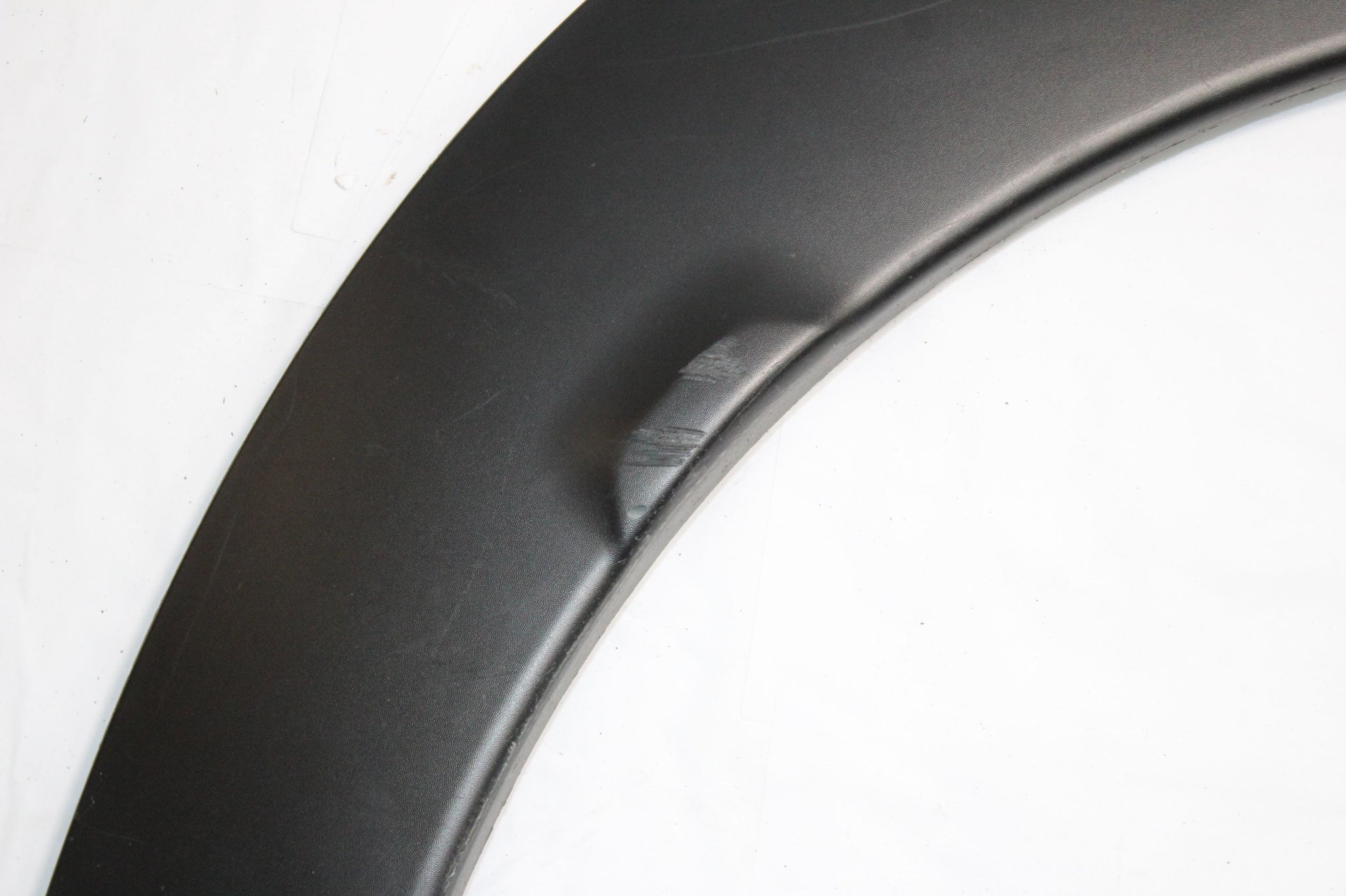 2018 CITROEN C4 CACTUS Right side Rear Wheel Arch Trim 9801554380