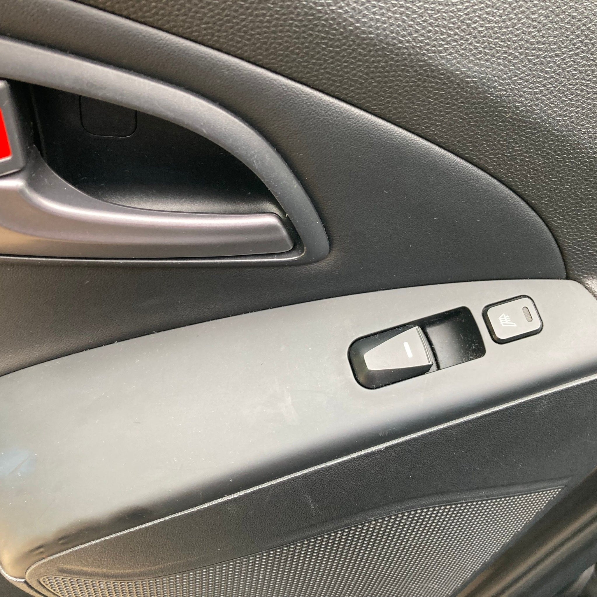 2013 HYUNDAI IX35 Passenger side Rear Complete Door GREY