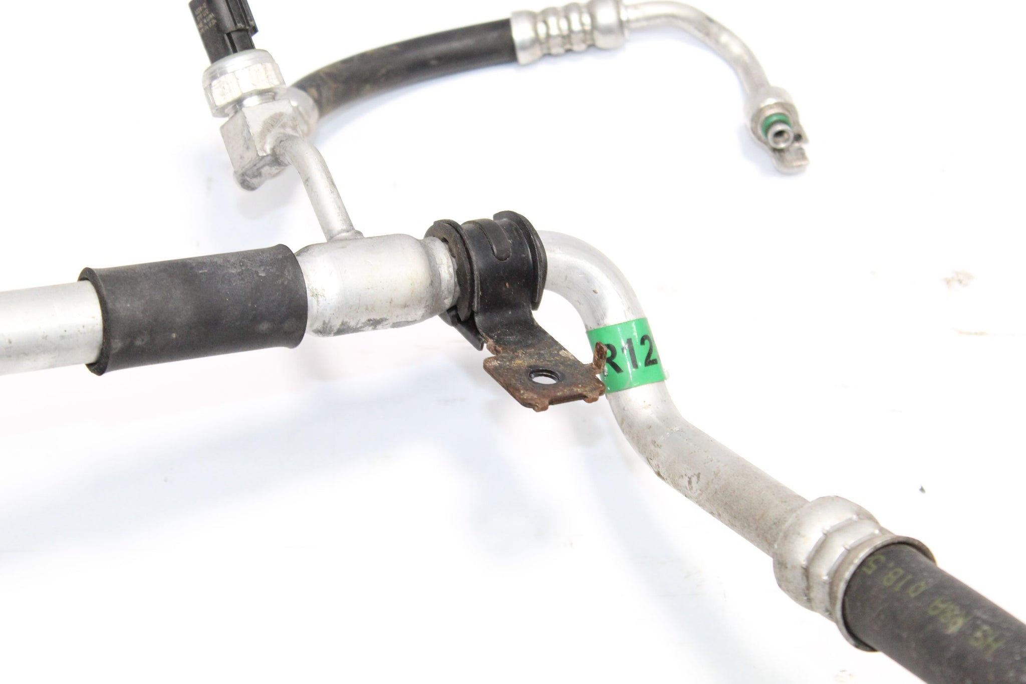 2017 HYUNDAI I30 MK3 1.4 Air Con Pipe 97775-G4350
