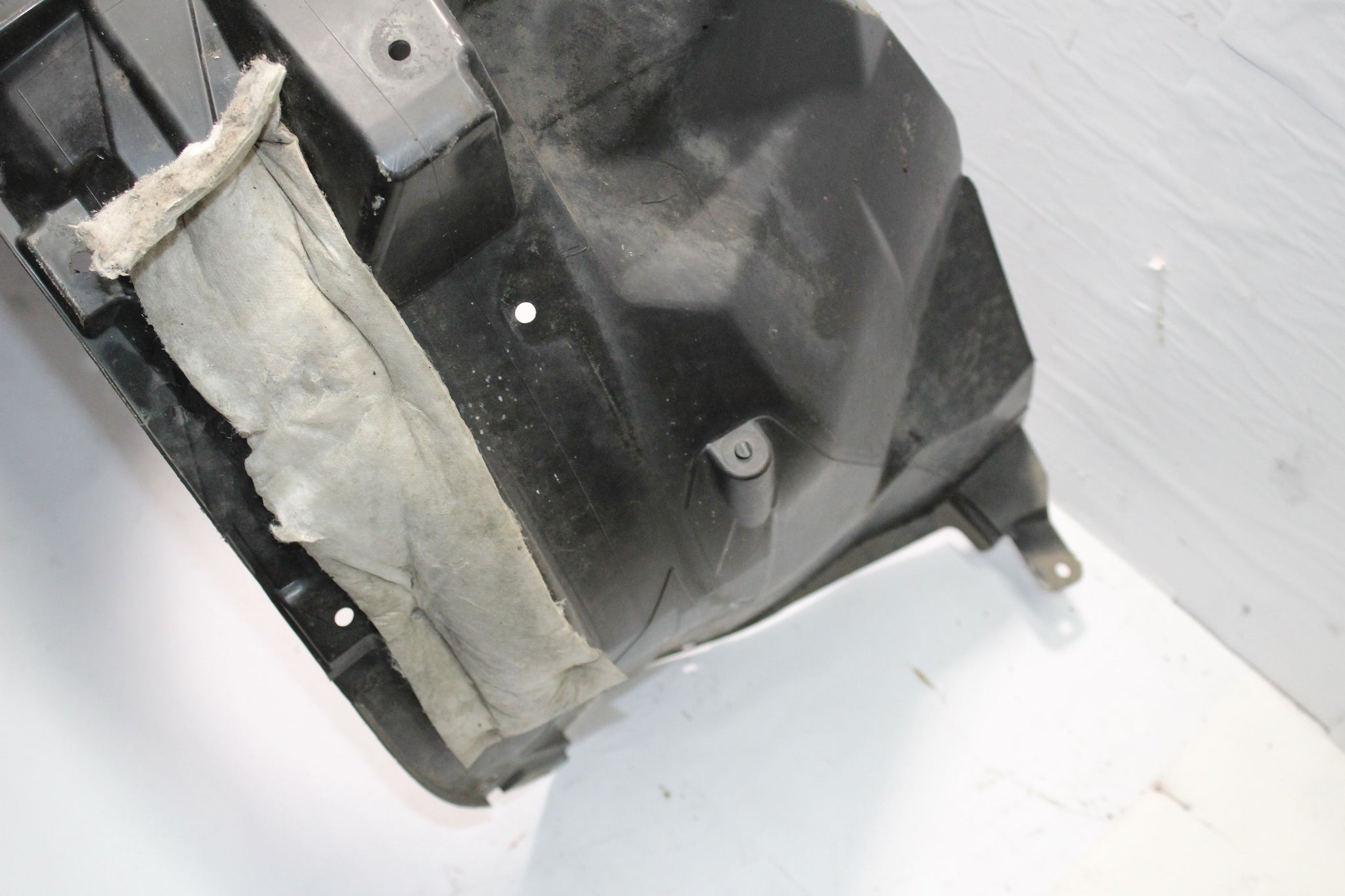 2013 SUZUKI SX4 S-CROSS Left side Front Splash Guard