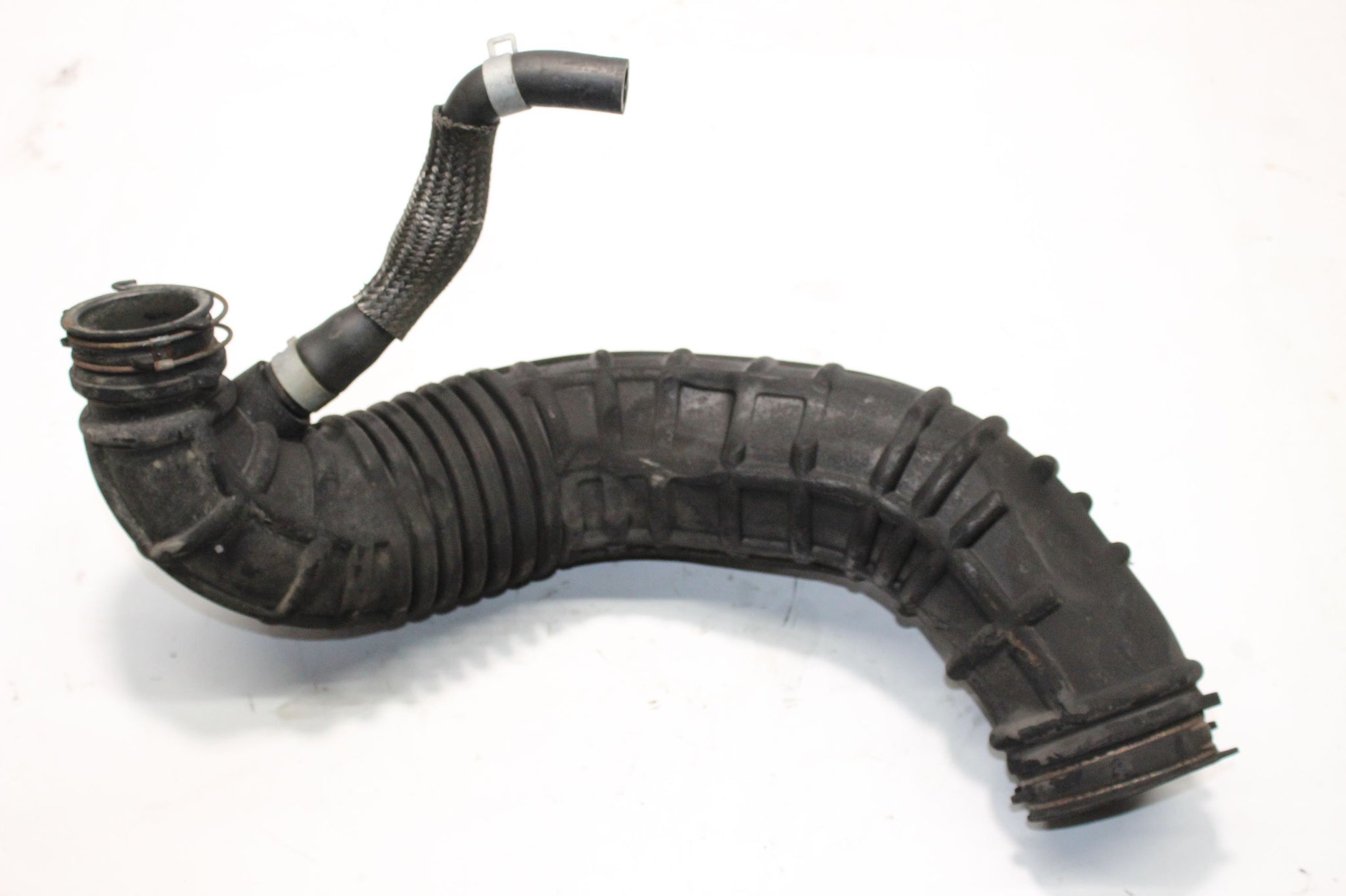 2016 HYUNDAI I30 MK2 1.6 Air Intake Pipe