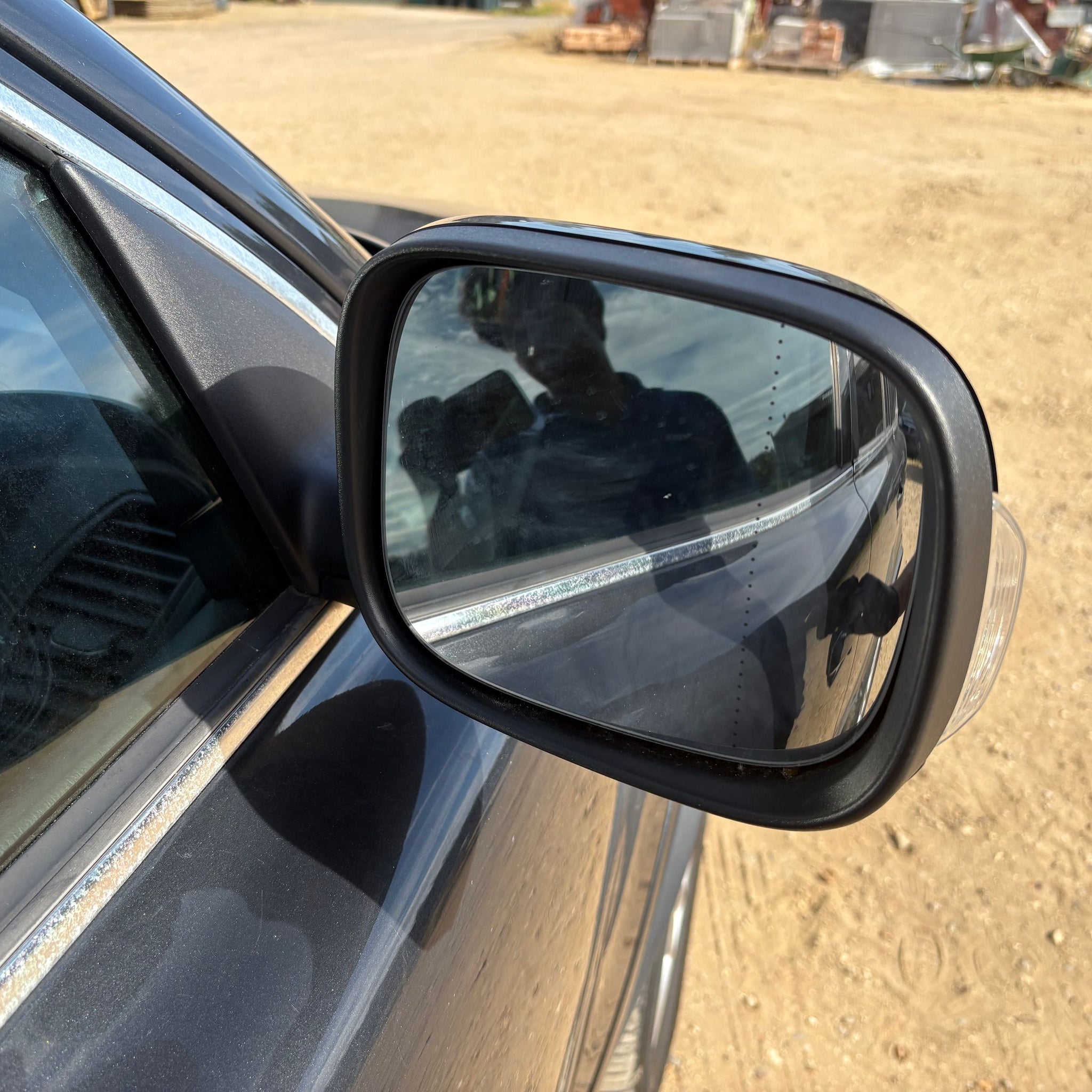 2010 VOLVO XC90 RIGHT SIDE WING MIRROR