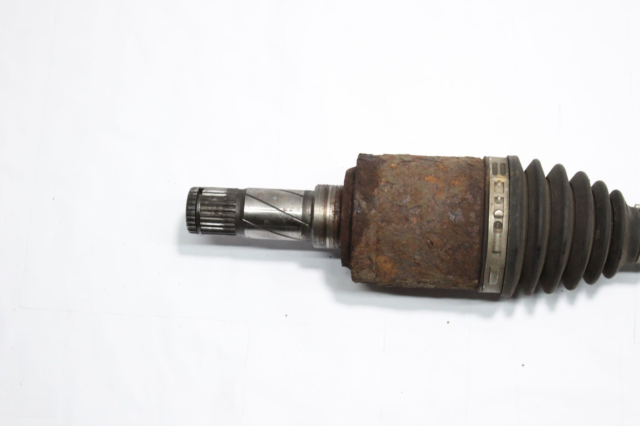 2010 VOLVO XC90 2.4 Right side Rear Driveshaft