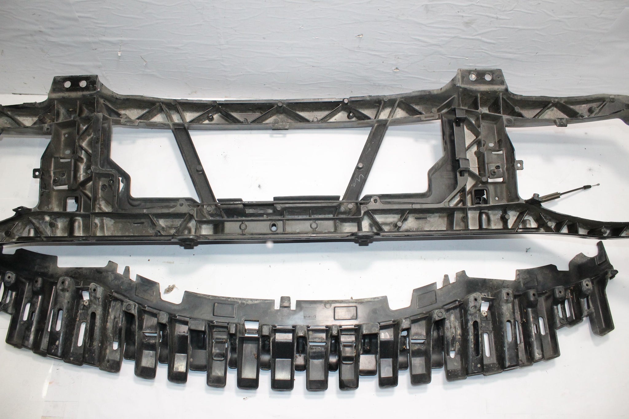 2014 RANGE ROVER VOGUE L405 Front Slam Panel with Locks